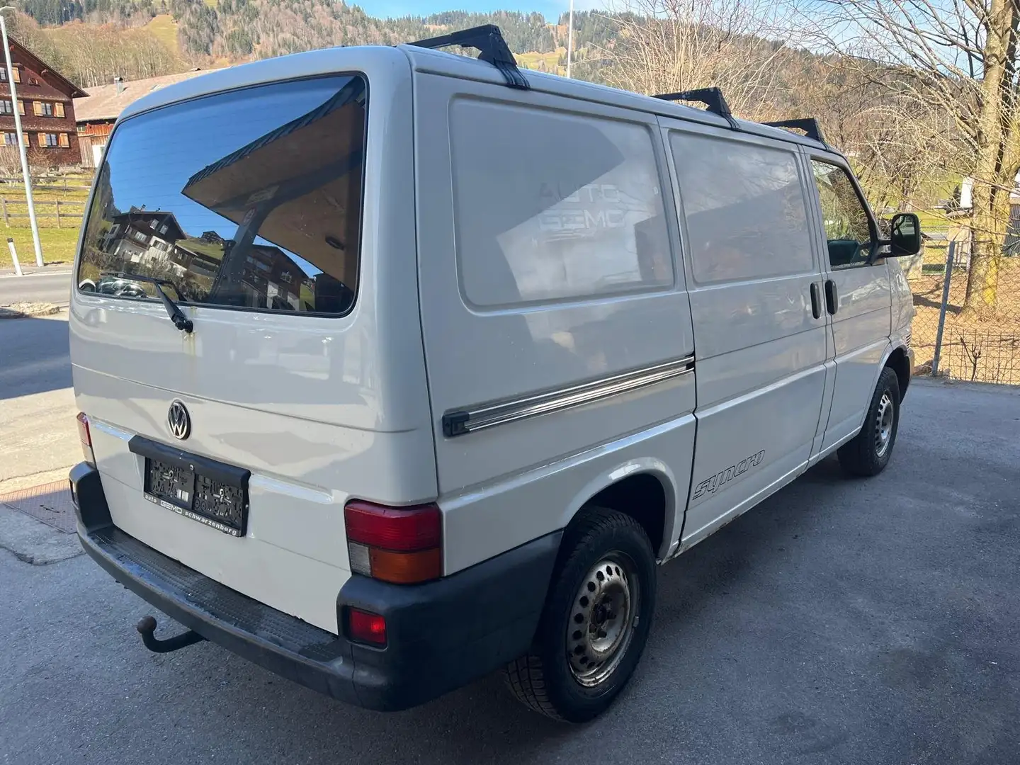 Volkswagen T4 Kastenwagen 2,5  TDI Syncro Weiß - 2