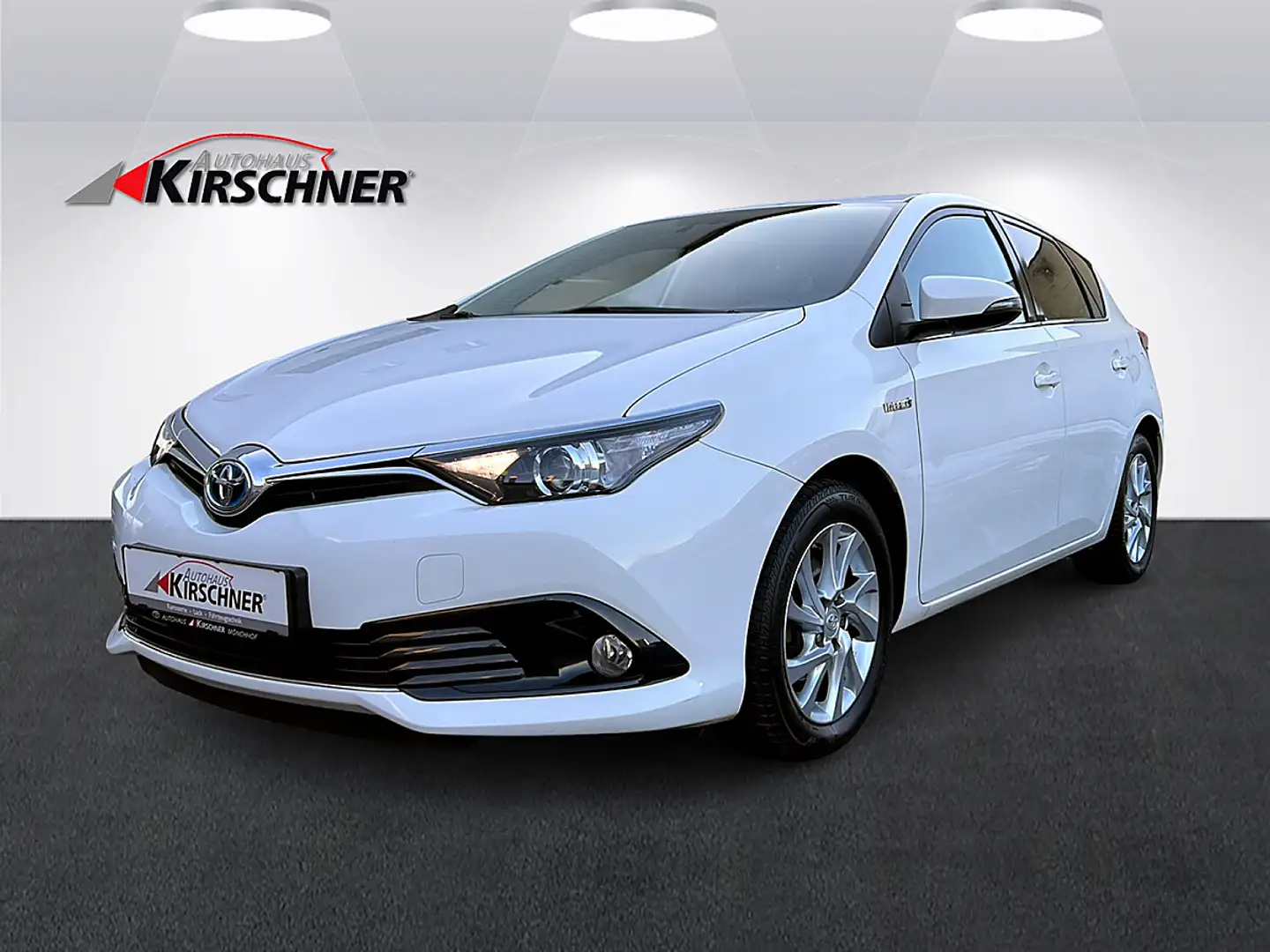 Toyota Auris 1,8 VVT-i Hybrid Edition 45 Weiß - 1