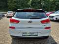 Hyundai i30 1.4 Pure Klimaanlage Fernlichtauto. Tempo Weiß - thumbnail 26