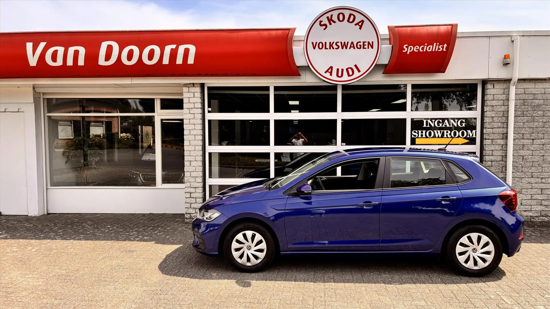 Volkswagen Polo 1.0 MPI 80pk App connect Azul - 2