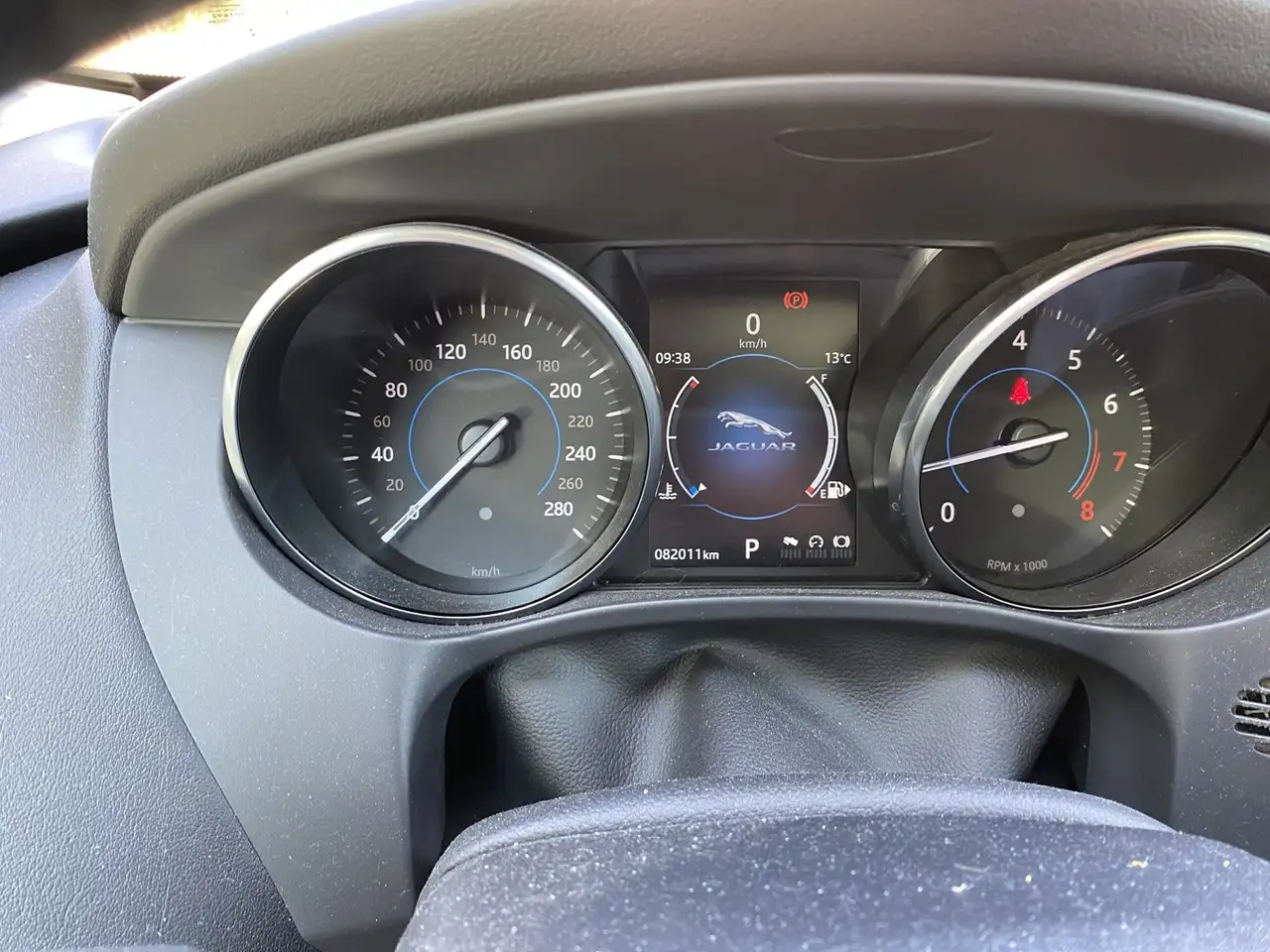 Jaguar F-Pace снимка Jaguar F-Pace