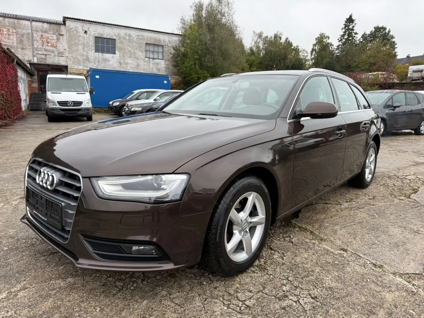 Audi A4 Avant Ambiente*AUTOMATIK*XENON* Brun - 1