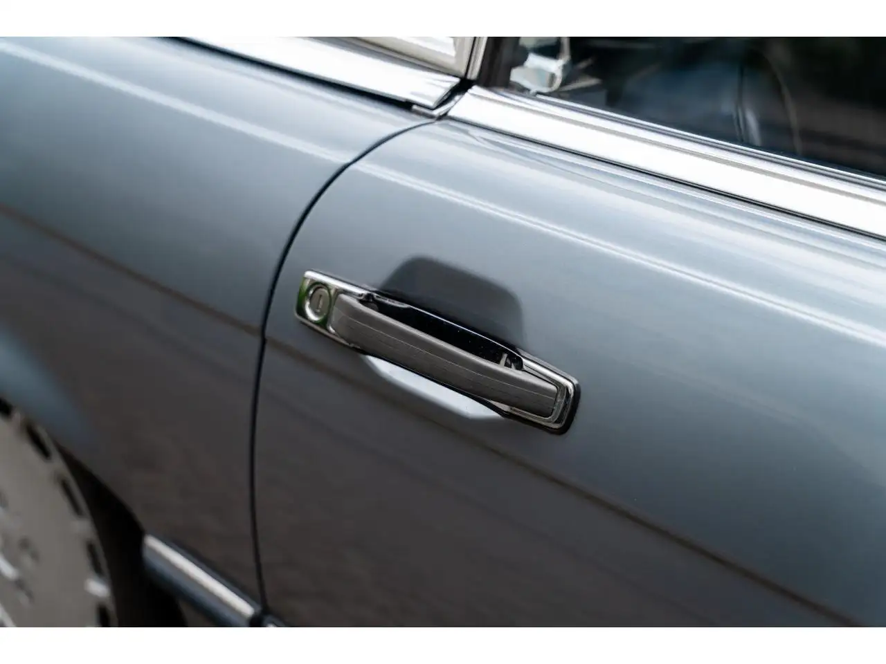 Mercedes-Benz 300 SL w107, foto 10