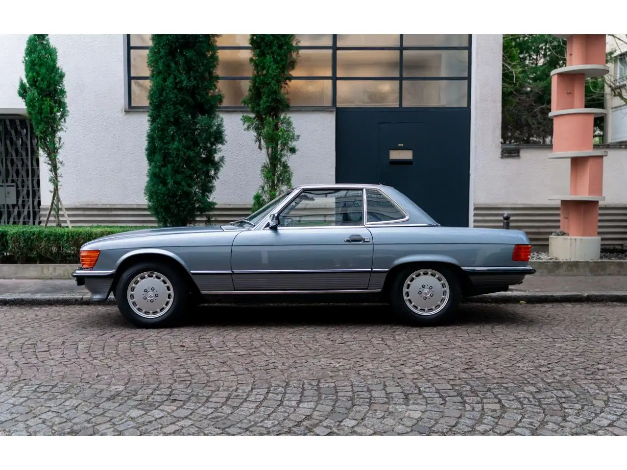 Mercedes-Benz 300 SL w107, foto 5