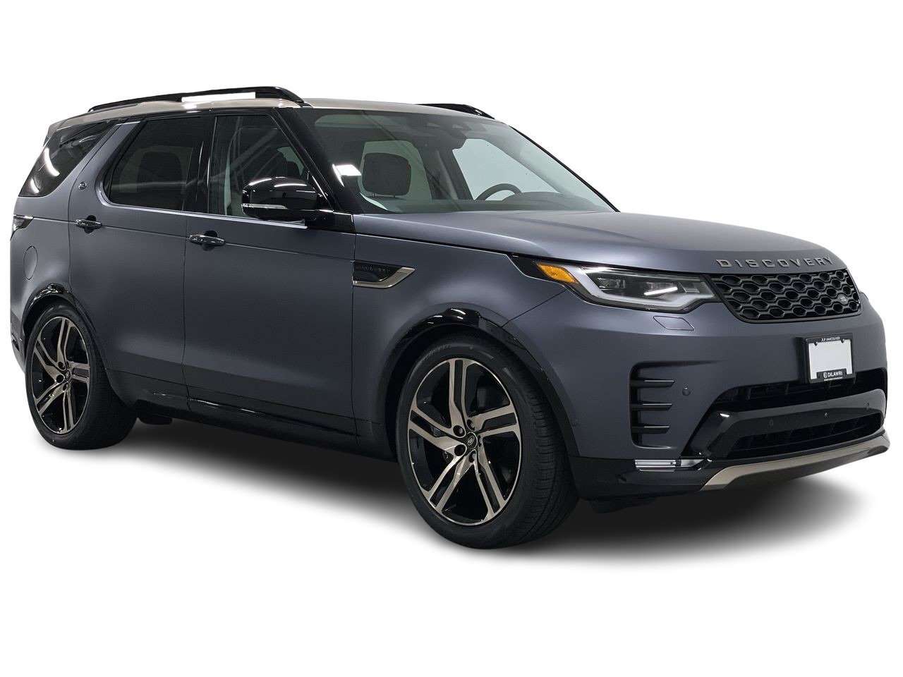 2026 Land Rover Discovery Tempest Towing Pack | Climate & Massage Front Seat thumb 16