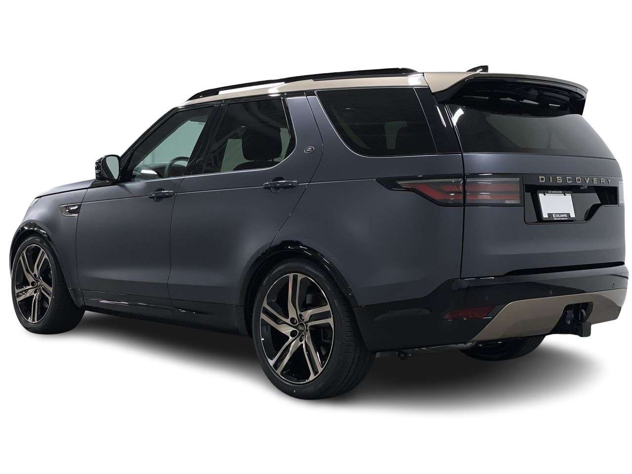 2026 Land Rover Discovery Tempest Towing Pack | Climate & Massage Front Seat thumb 8
