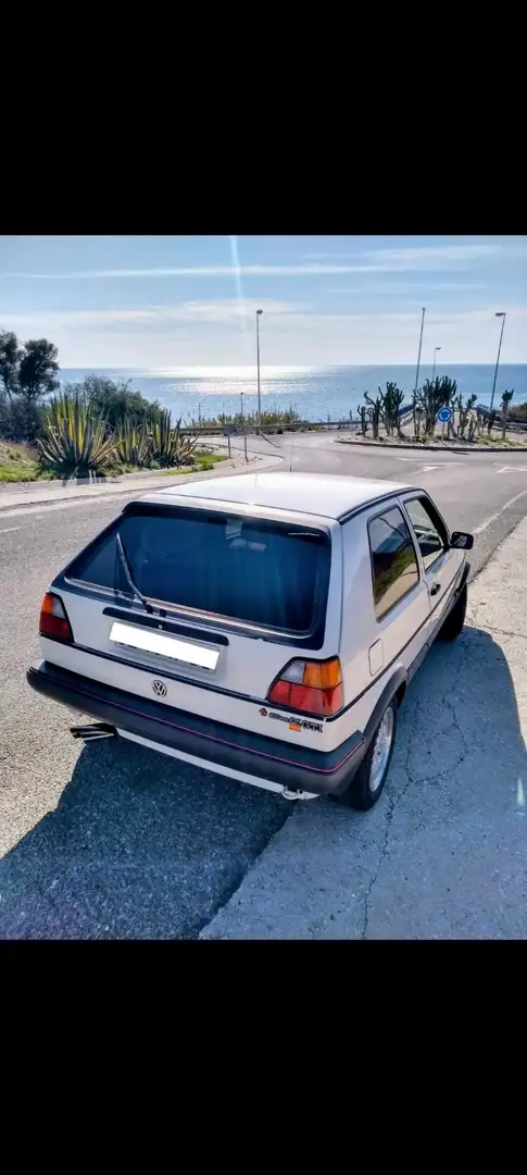Volkswagen Golf 1.8 GTI 112 CV - 2