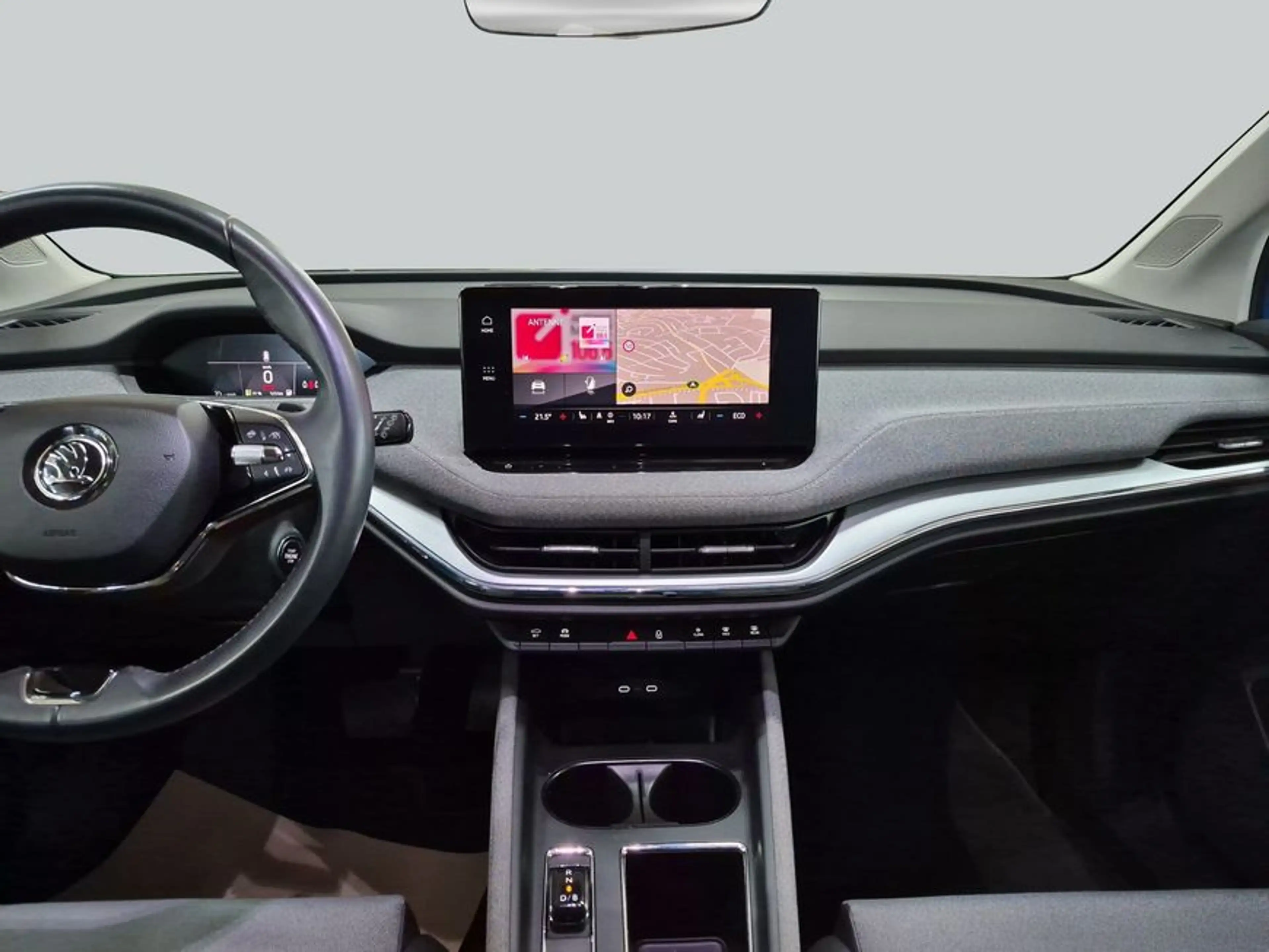 Skoda Enyaq iV 50 — photo 15