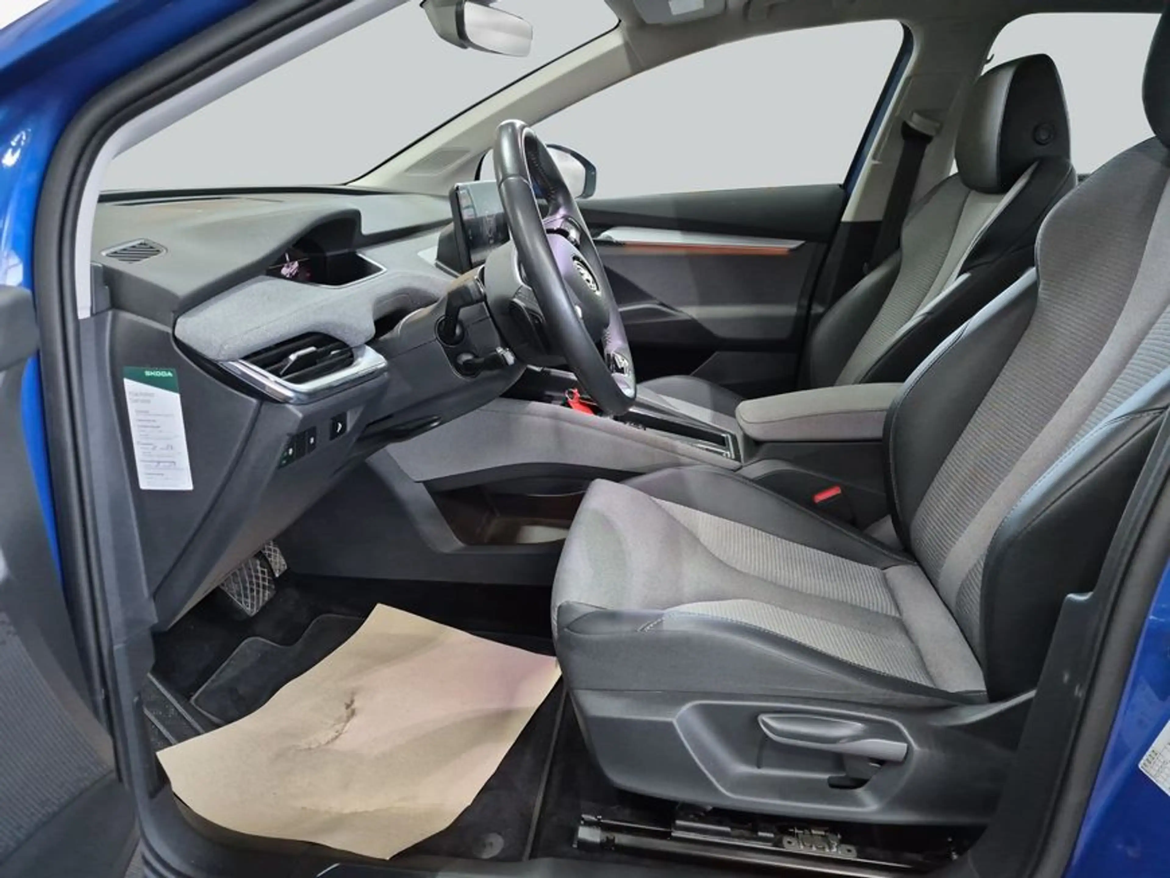 Skoda Enyaq iV 50 — photo 10