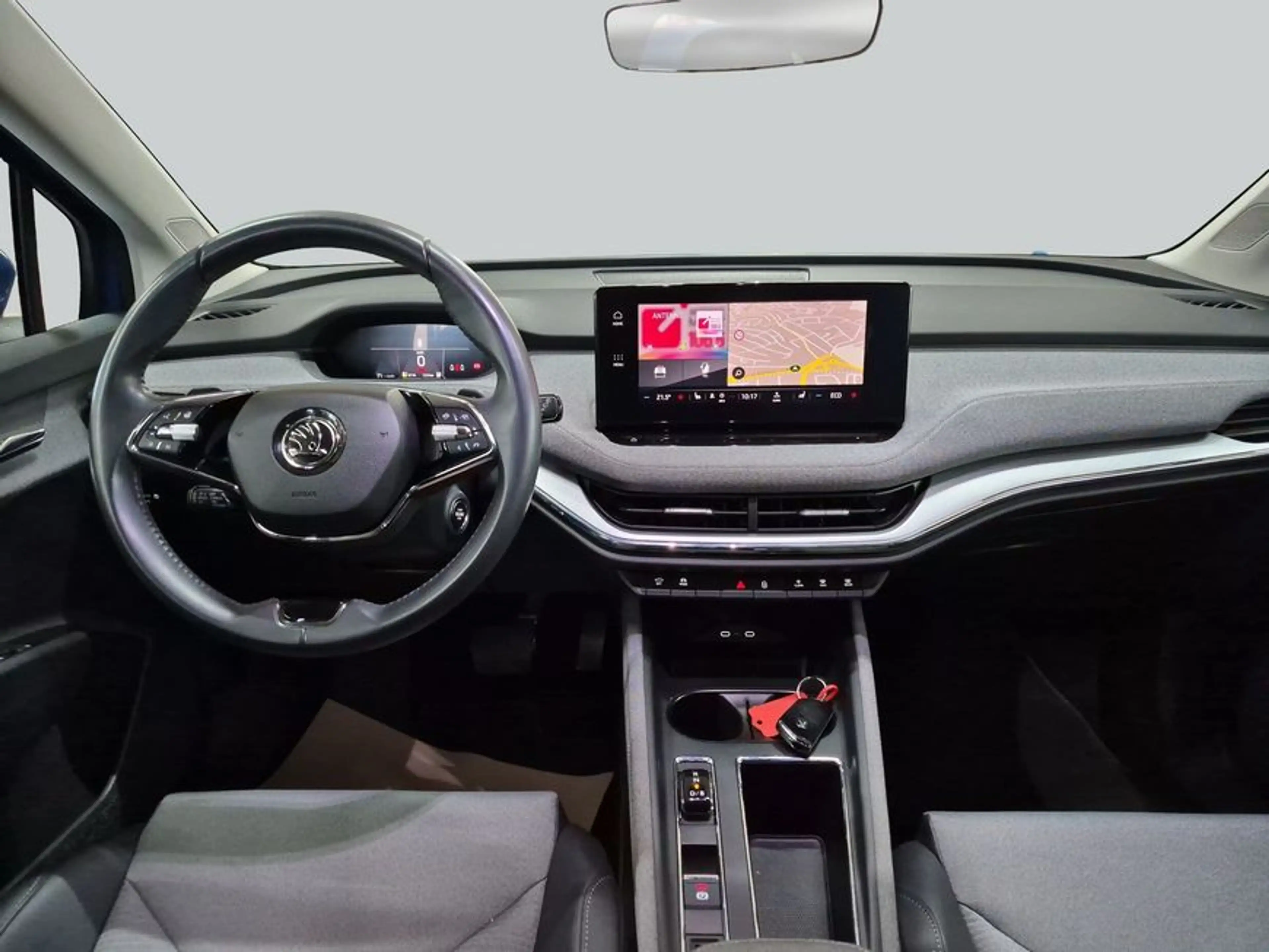 Skoda Enyaq iV 50 — photo 14