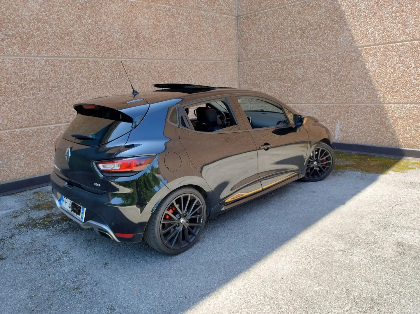 Renault Clio 5p 1.6 RS Trophy 220cv edc - 1
