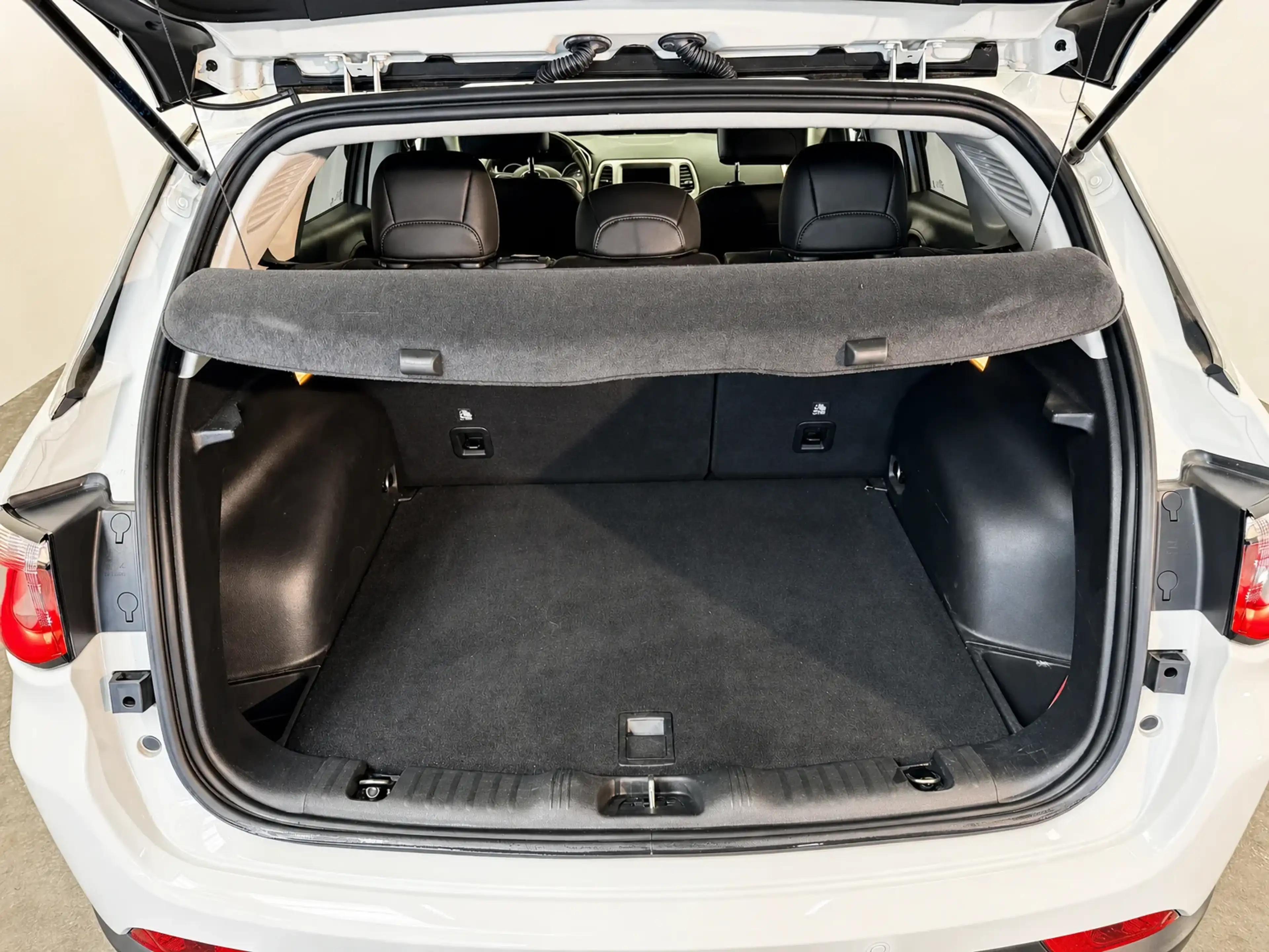 Jeep Compass 1.3 Longitude Navi Camera — photo 6
