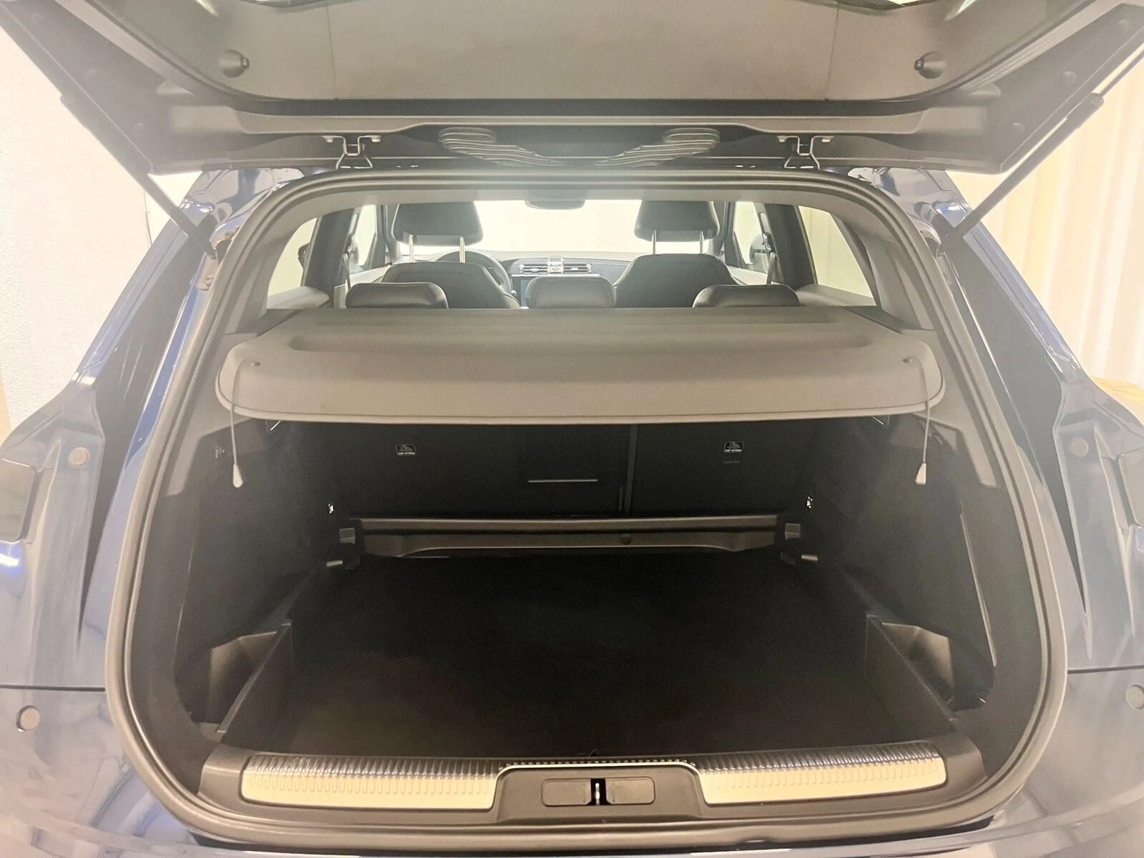 DS Automobiles DS 7 Crossback 7 1.5 BlueHDi 130 Performance Line|Navi|PDC — photo 6