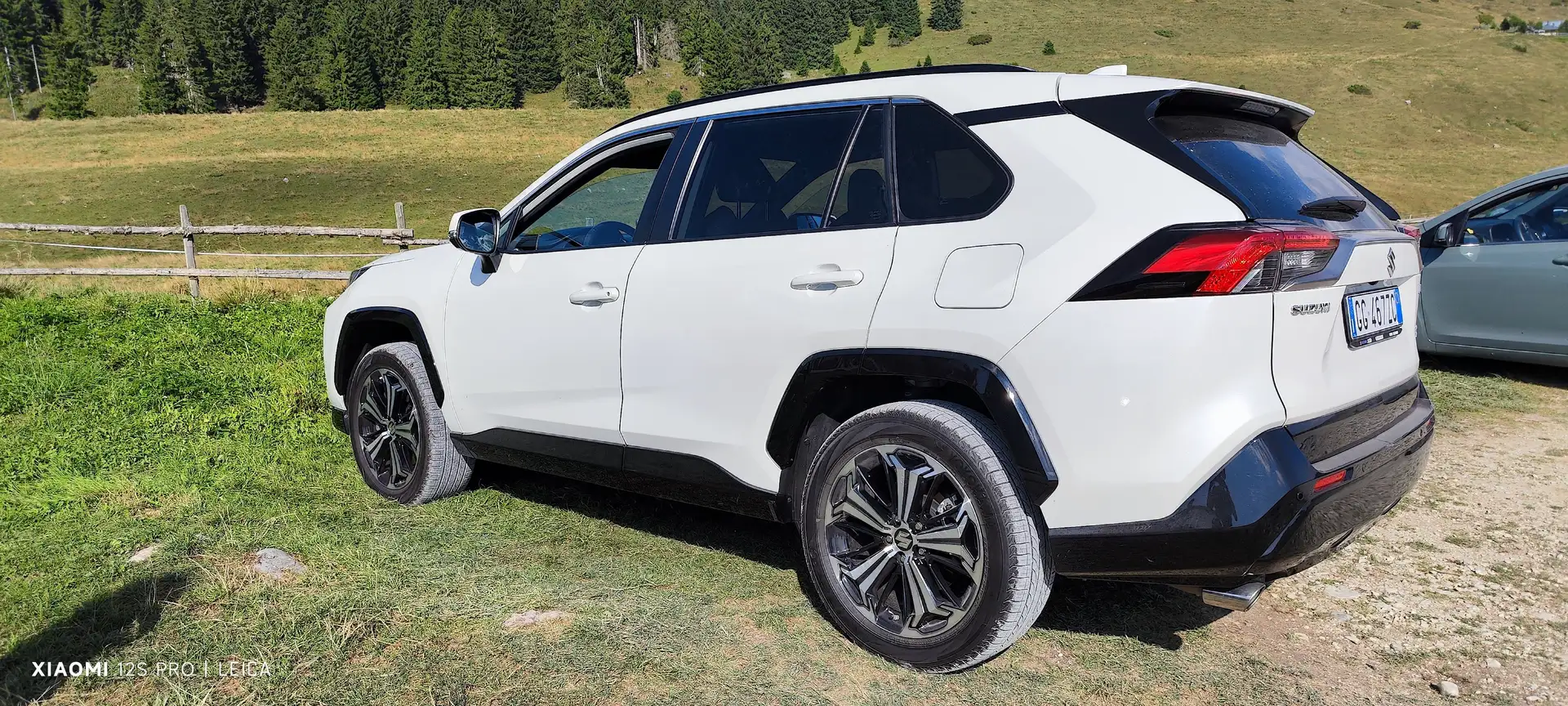 Suzuki Across Across Across 2.5 phev Top 4wd e-cvt Weiß - 1