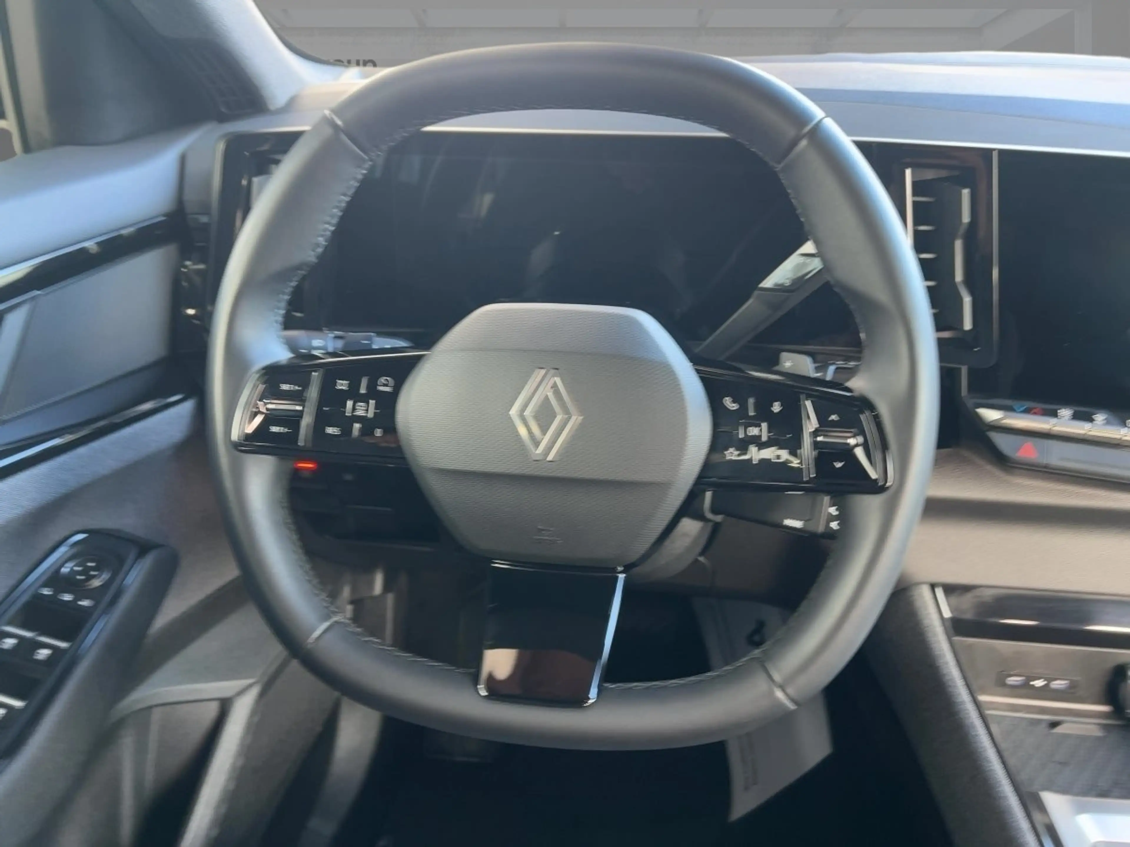 Renault Austral Evolution Mild Hybrid 160 Automatik PDC BT — photo 11