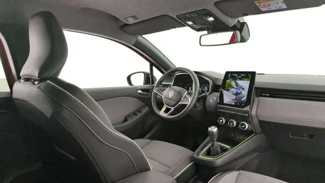 Renault Clio view 12