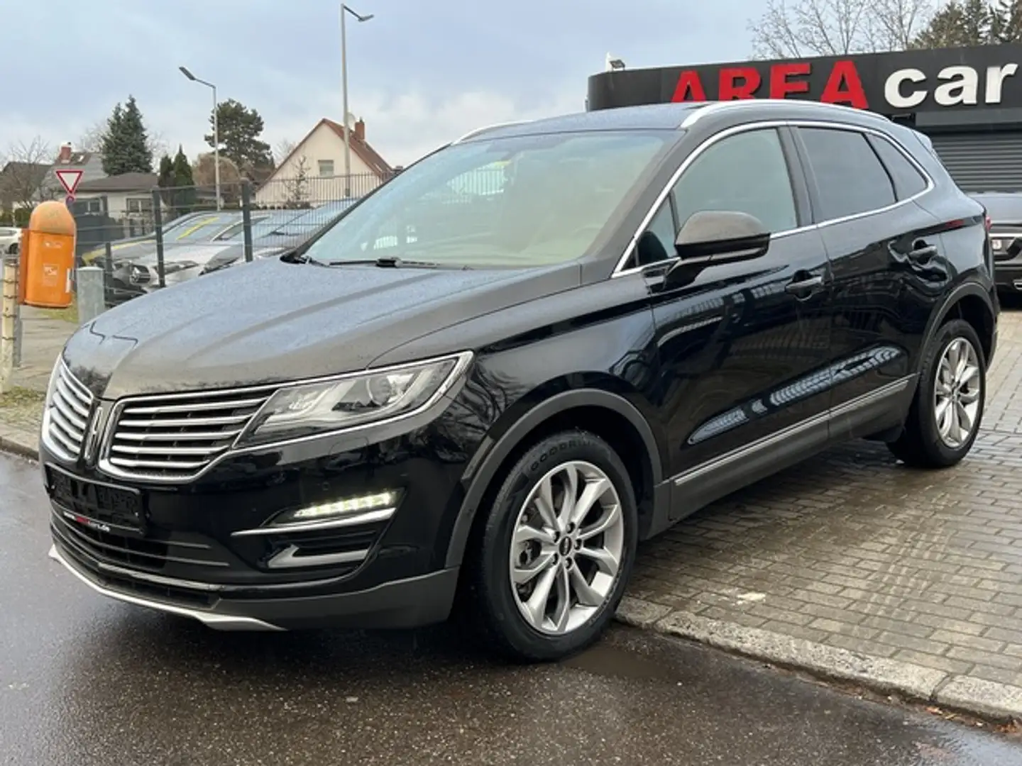 Lincoln MKC AWD*PANO*NAVI*LED*KAM*LEDER*THX 2.0 Чёрный - 1