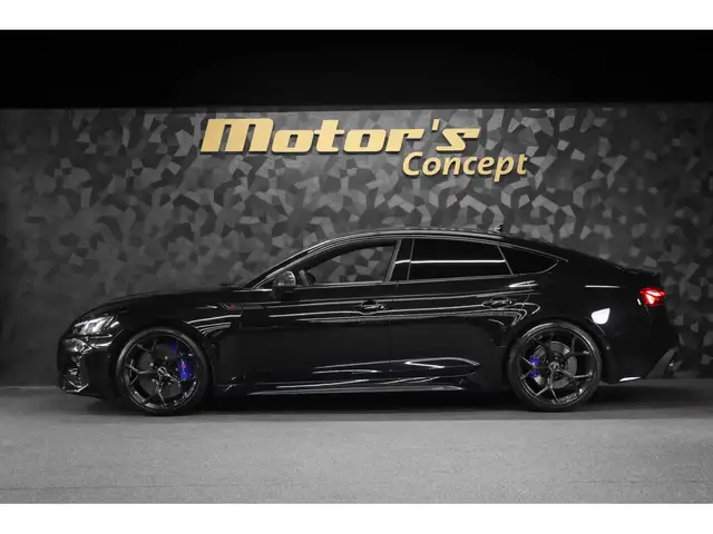 Audi RS5 view 2