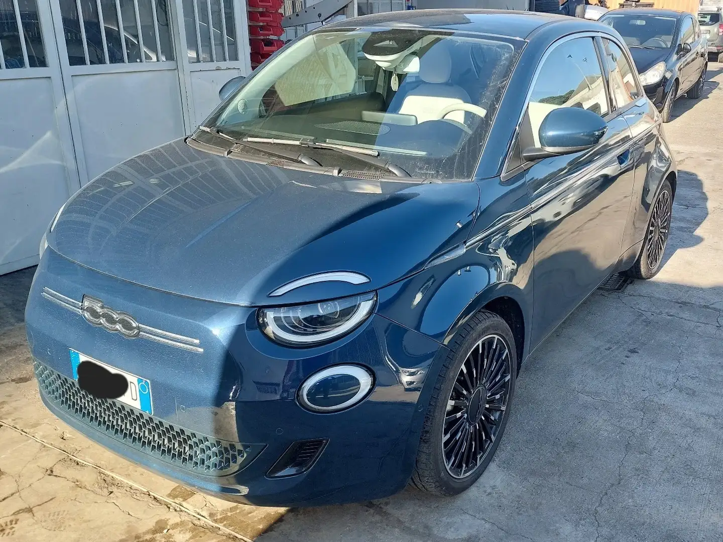 Fiat 500e Cabrio 42 kWh La Prima Blu/Azzurro - 2