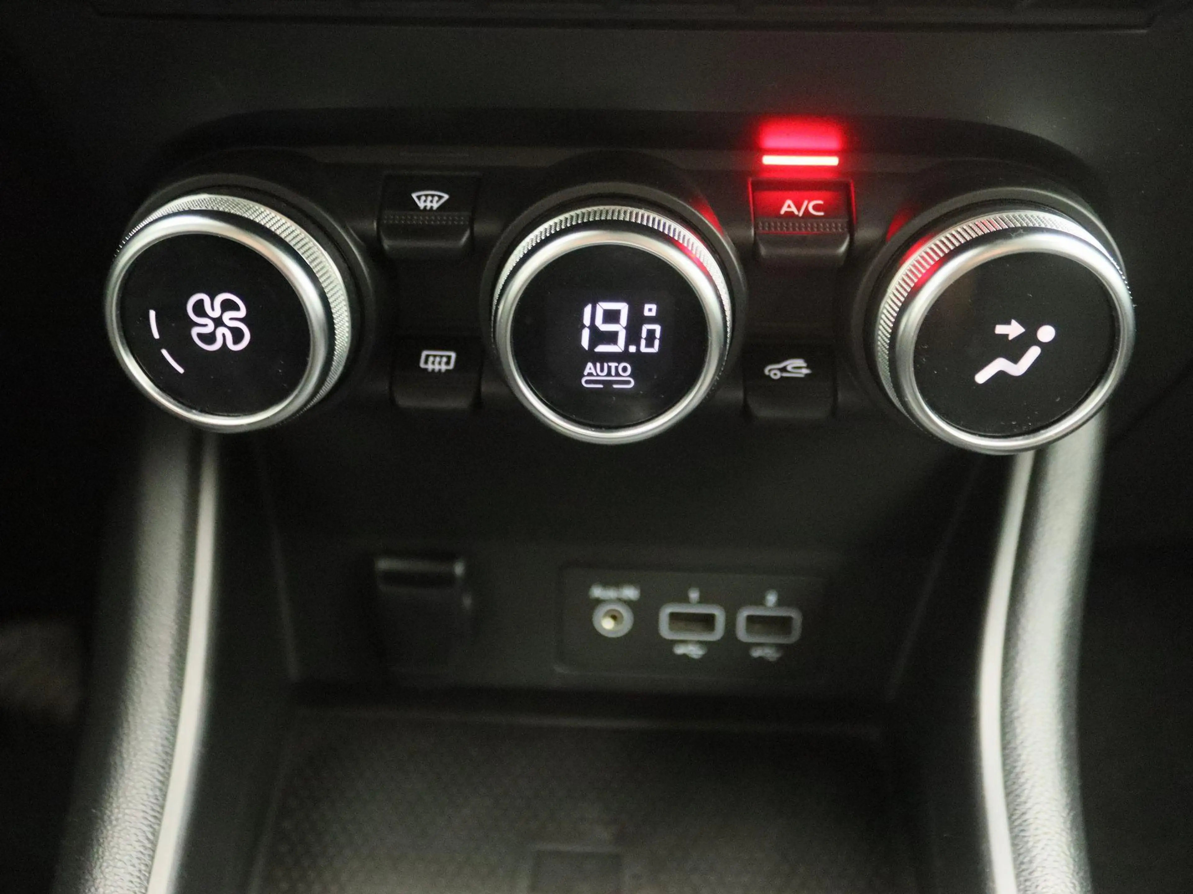 Renault Captur TCe 100 Intens | Apple carplay & Android auto | Cl — photo 10