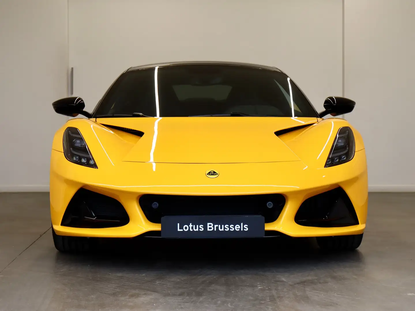 Lotus Emira 2.0 Turbo First Edition - Full Black Pack - Demo Jaune - 1