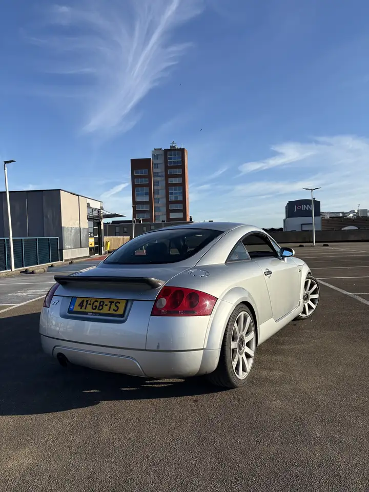Audi TT 1.8 5V Turbo, foto 4