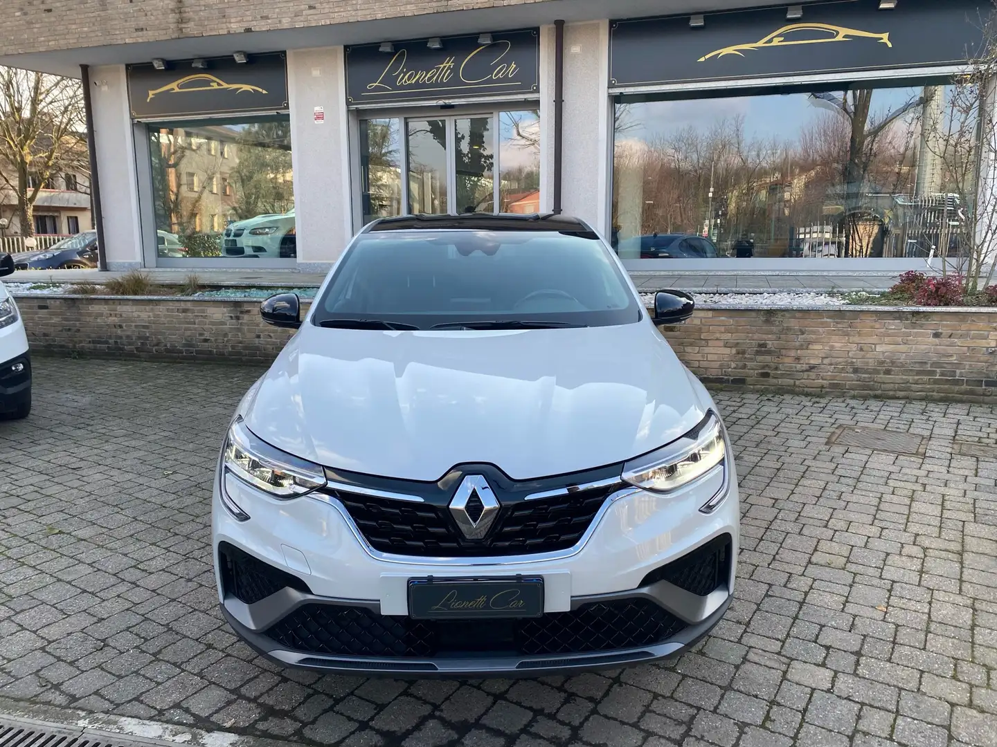 Renault Arkana Arkana 1.6 E-Tech full hybrid R.S. Line 145 Cv Bianco - 2
