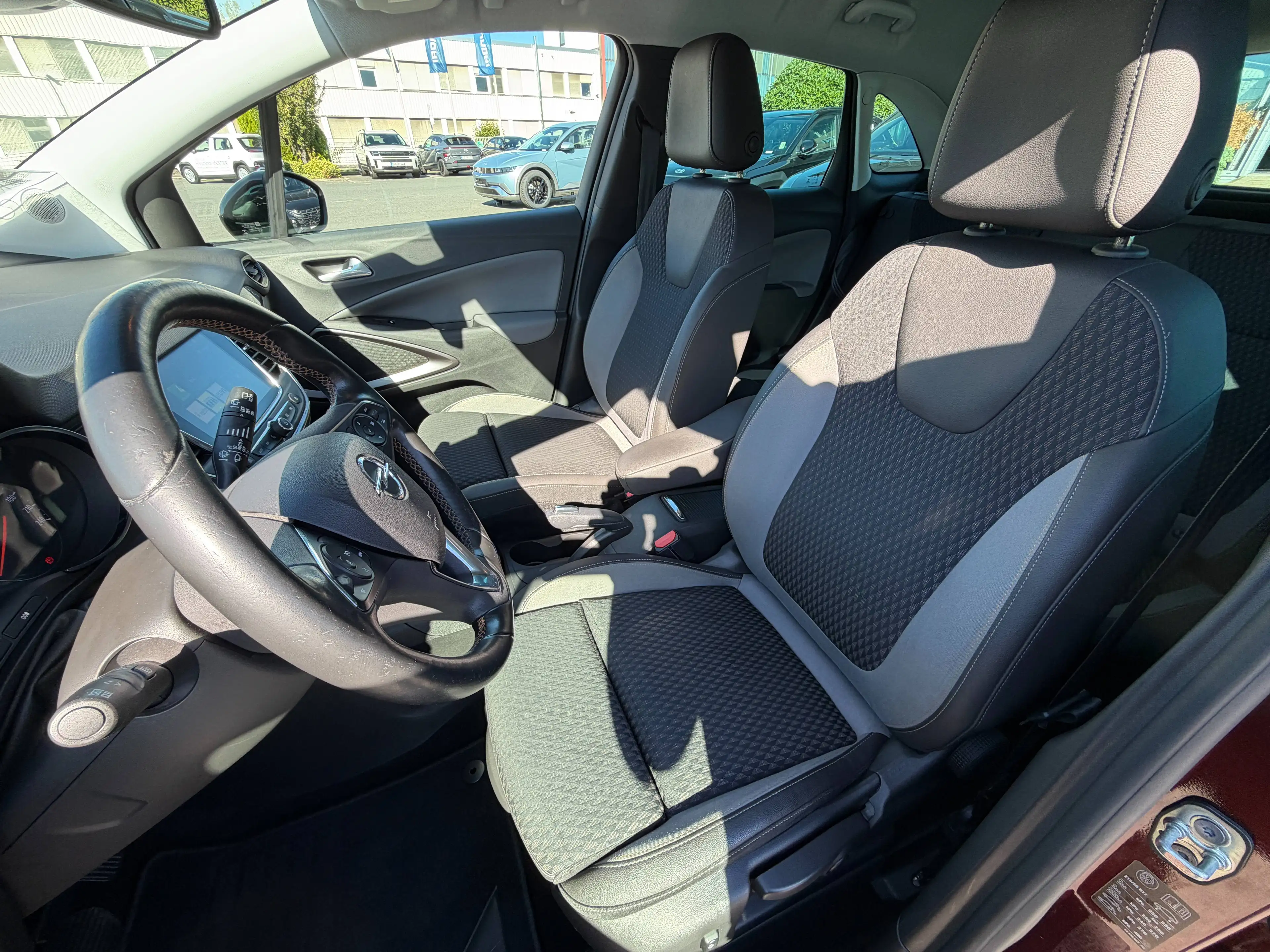 Opel Crossland X Innovation — photo 10