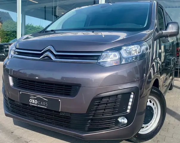 Peugeot Expert XL 2.0 HDI 122CV / L3 LONG CHASSIS / 3 PLACES / GPS / CAMERA / CARPLAY / PDC/ ATTACHE REMORQUE / 16.446€ HTVA / ETAT NEUF