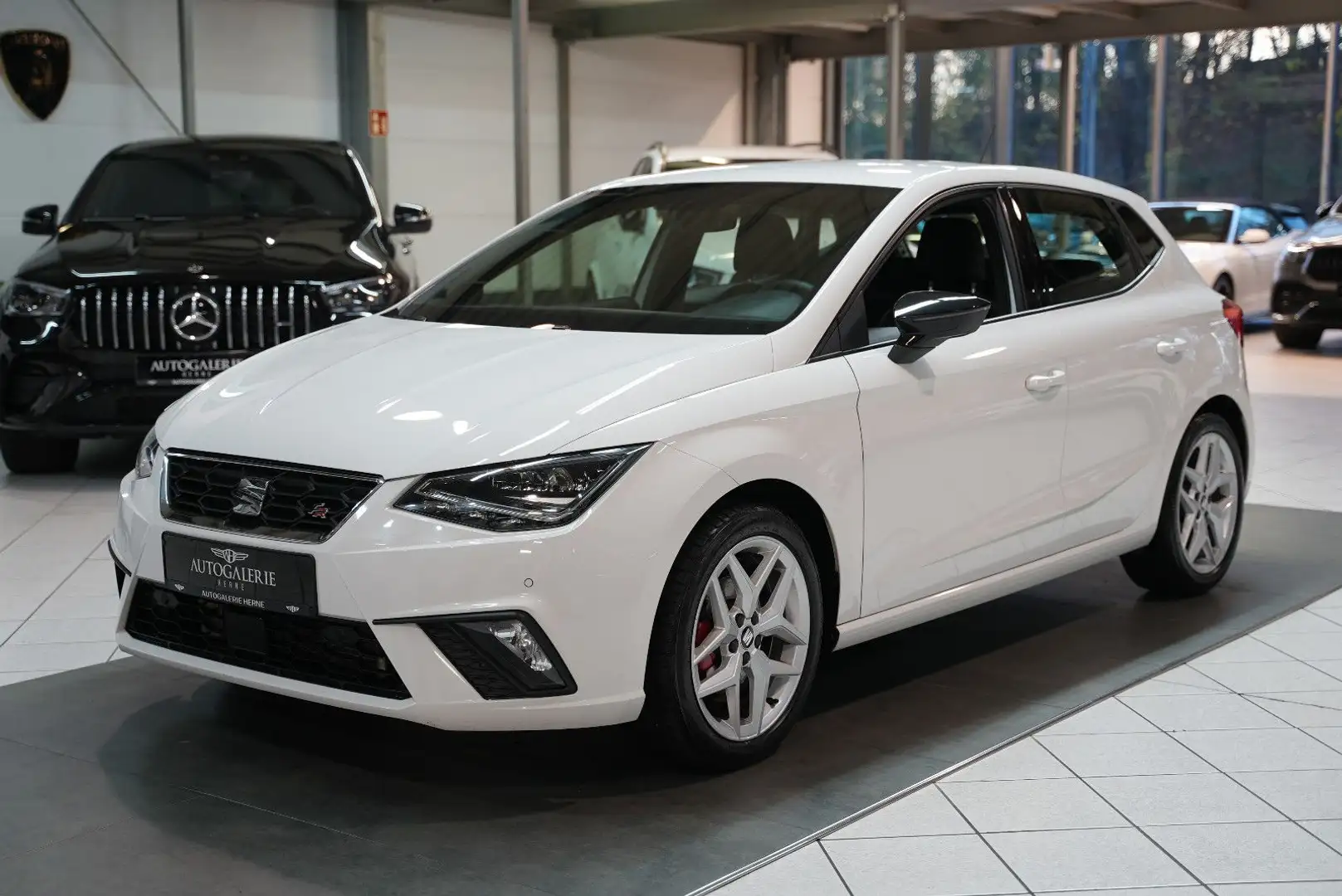 SEAT Ibiza FR *NAV*ALCANTARA *LED*SITZHZG*ACC*VIRTUAL Weiß - 1