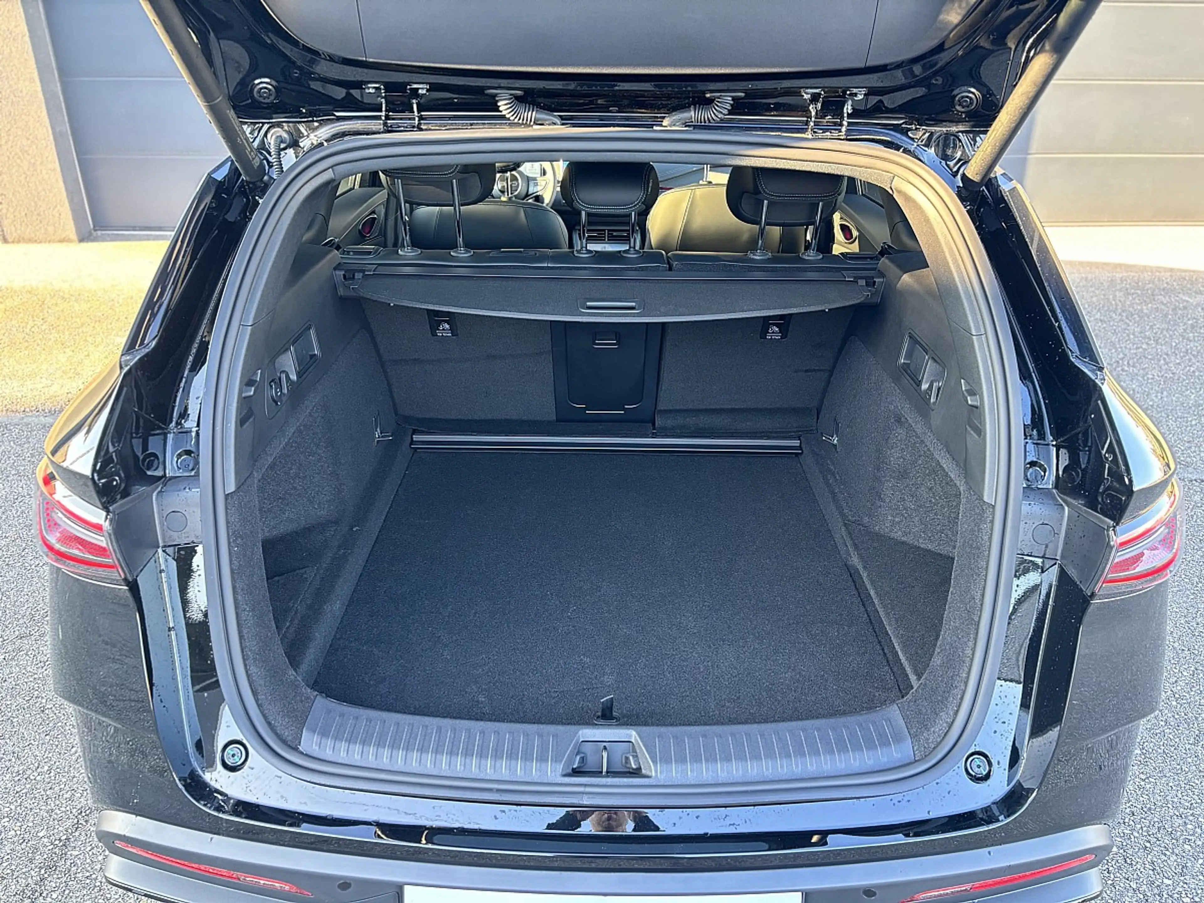 BYD Seal 6 DM-i Touring PHEV 19kWh Comfort Österreich Paket — photo 7