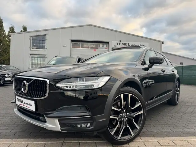 Volvo V90 Cross Country Cross Country D4 AWD Pro PANO MEMO+STANDHZG+AHK