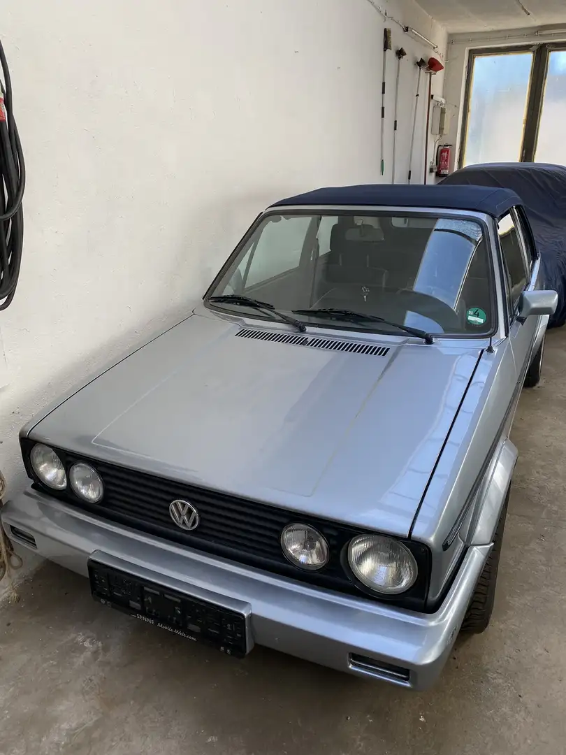 Volkswagen Golf Cabriolet Cabrio - 2