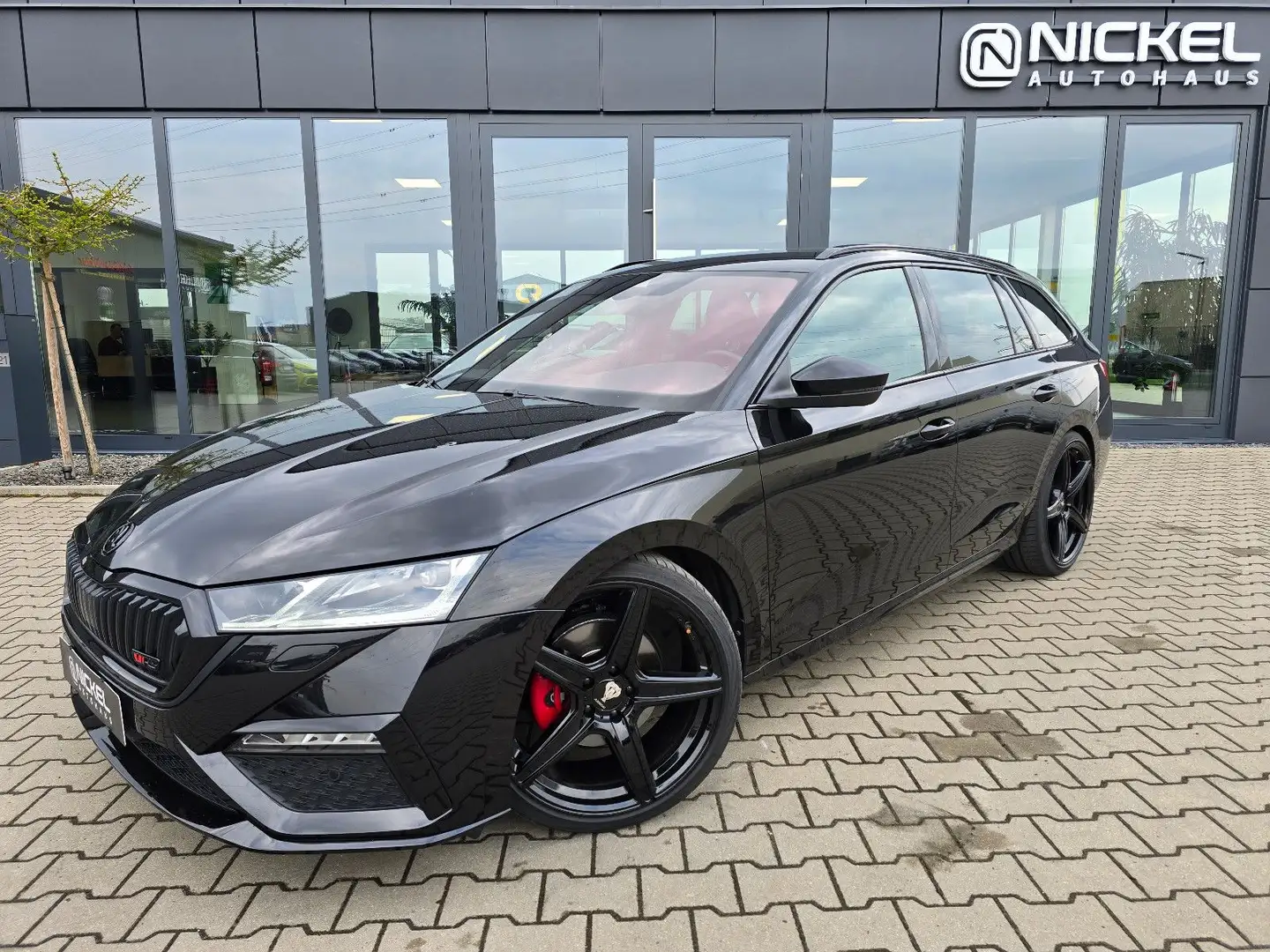 Skoda Octavia Combi RS 4x4*Acc*Led*Ahk*20Zoll*VOLL* Noir - 1