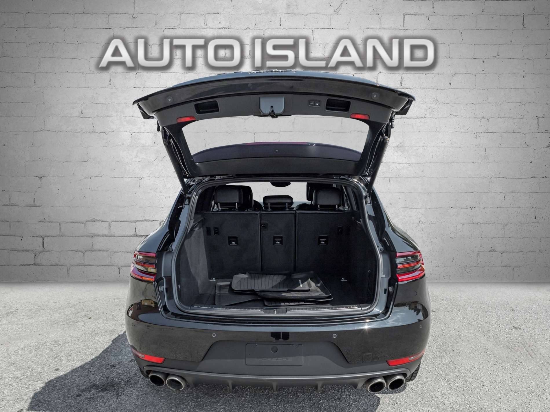 2017 Porsche Macan AWD S -Dealer Serviced-BOSE-Showroom Condition thumb 7