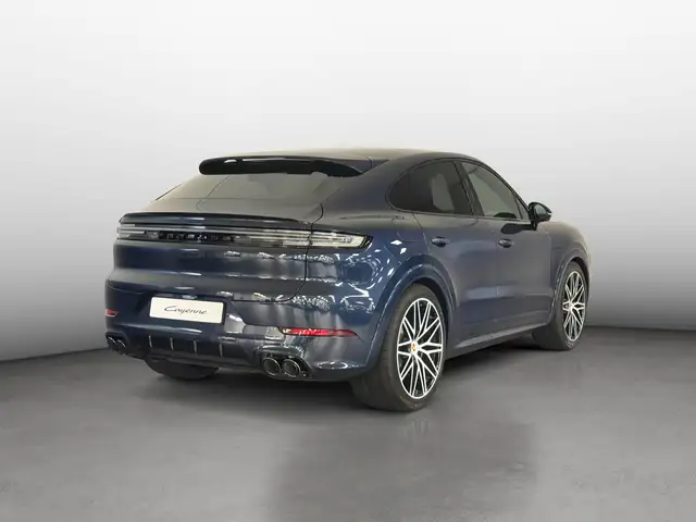Porsche Cayenne view 5