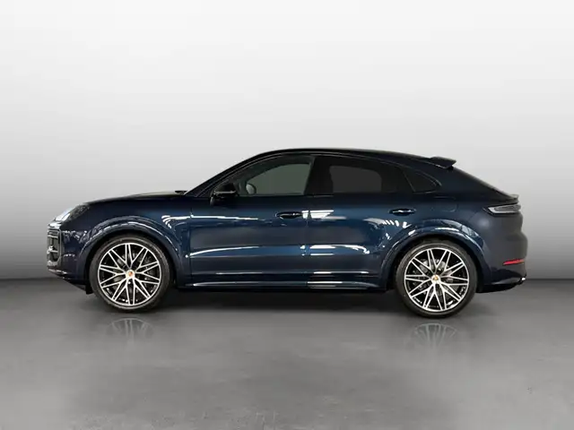 Porsche Cayenne view 2