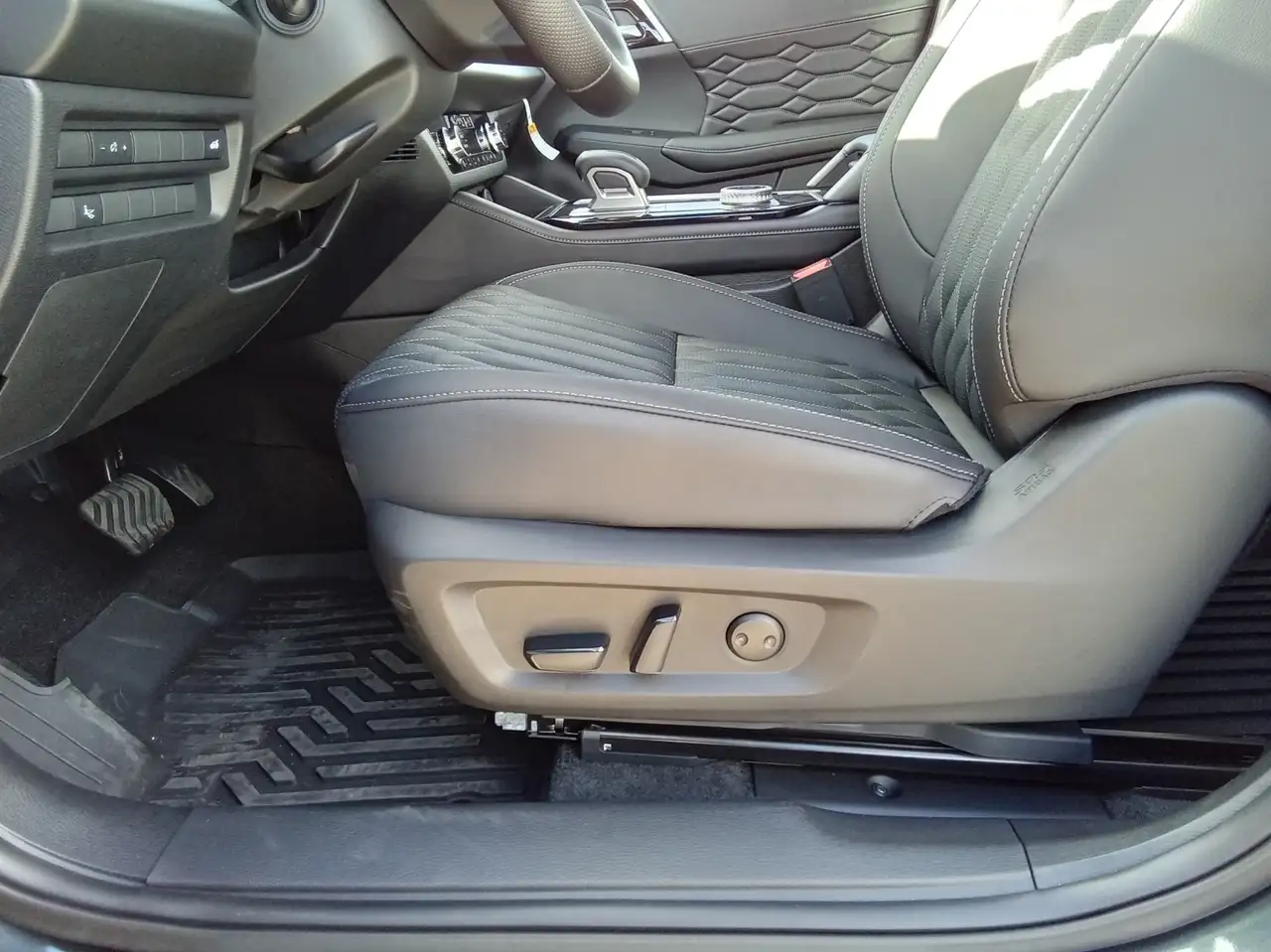 Mitsubishi Outlander снимка Mitsubishi Outlander