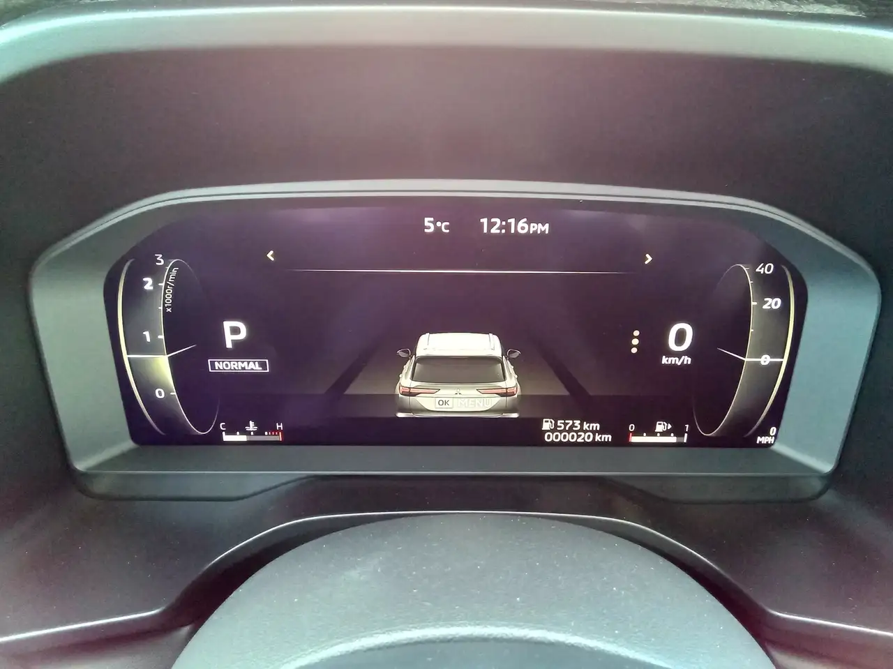 Mitsubishi Outlander снимка Mitsubishi Outlander