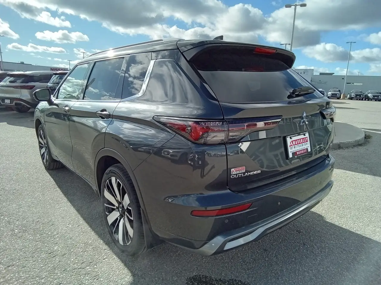 Mitsubishi Outlander снимка Mitsubishi Outlander