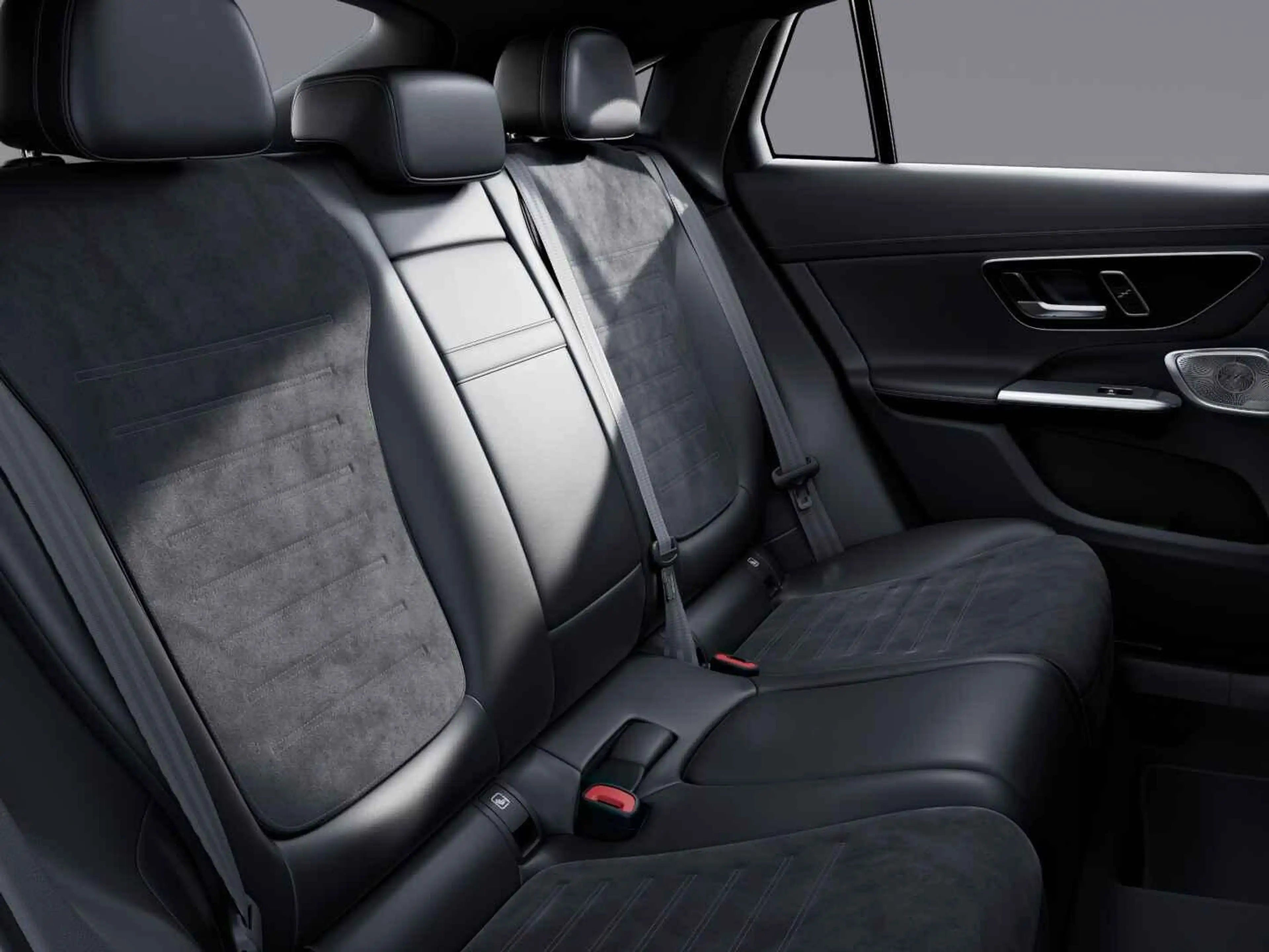 Mercedes-Benz GLC 300 Coupé 300e 4MATIC Business Solution — photo 6
