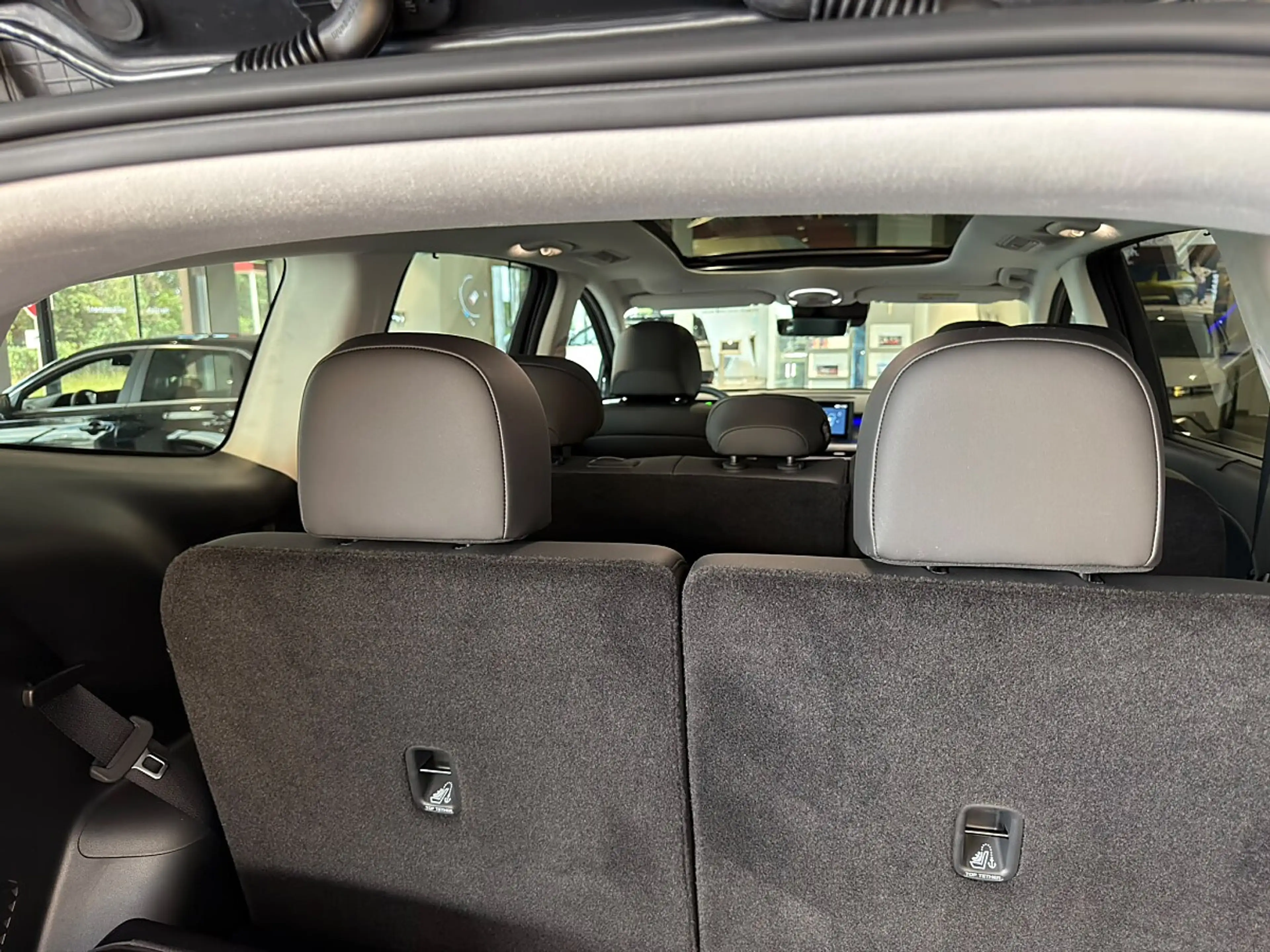 Hyundai IONIQ 9 Ioniq 9 Elektro 110kWh 4WD 7Stz.Calligraphy — photo 8