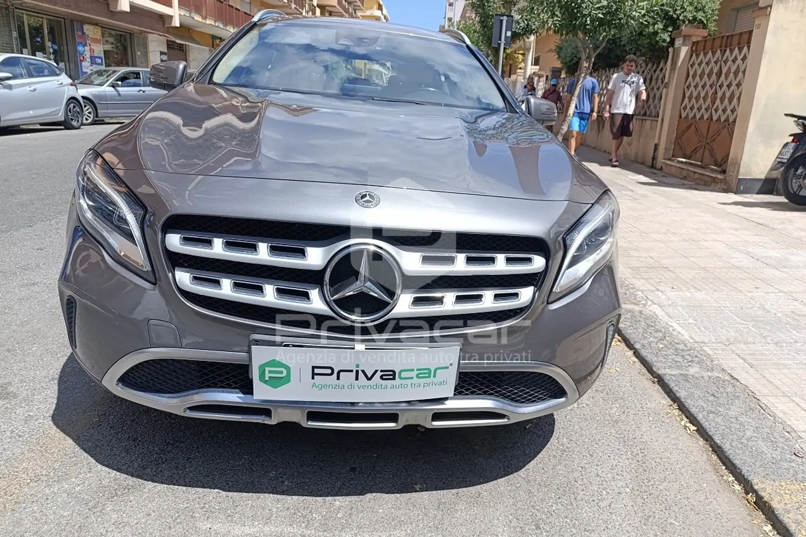 Mercedes-Benz GLA 200 GLA 200 d Automatic 4Matic Premium Argento - 2