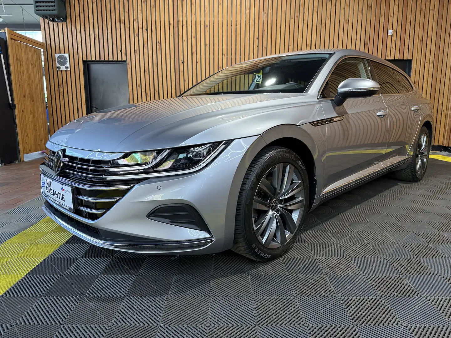 Volkswagen Arteon Shooting B. TDI *Navi*LED*Virtual*Kam*AHK Argent - 1
