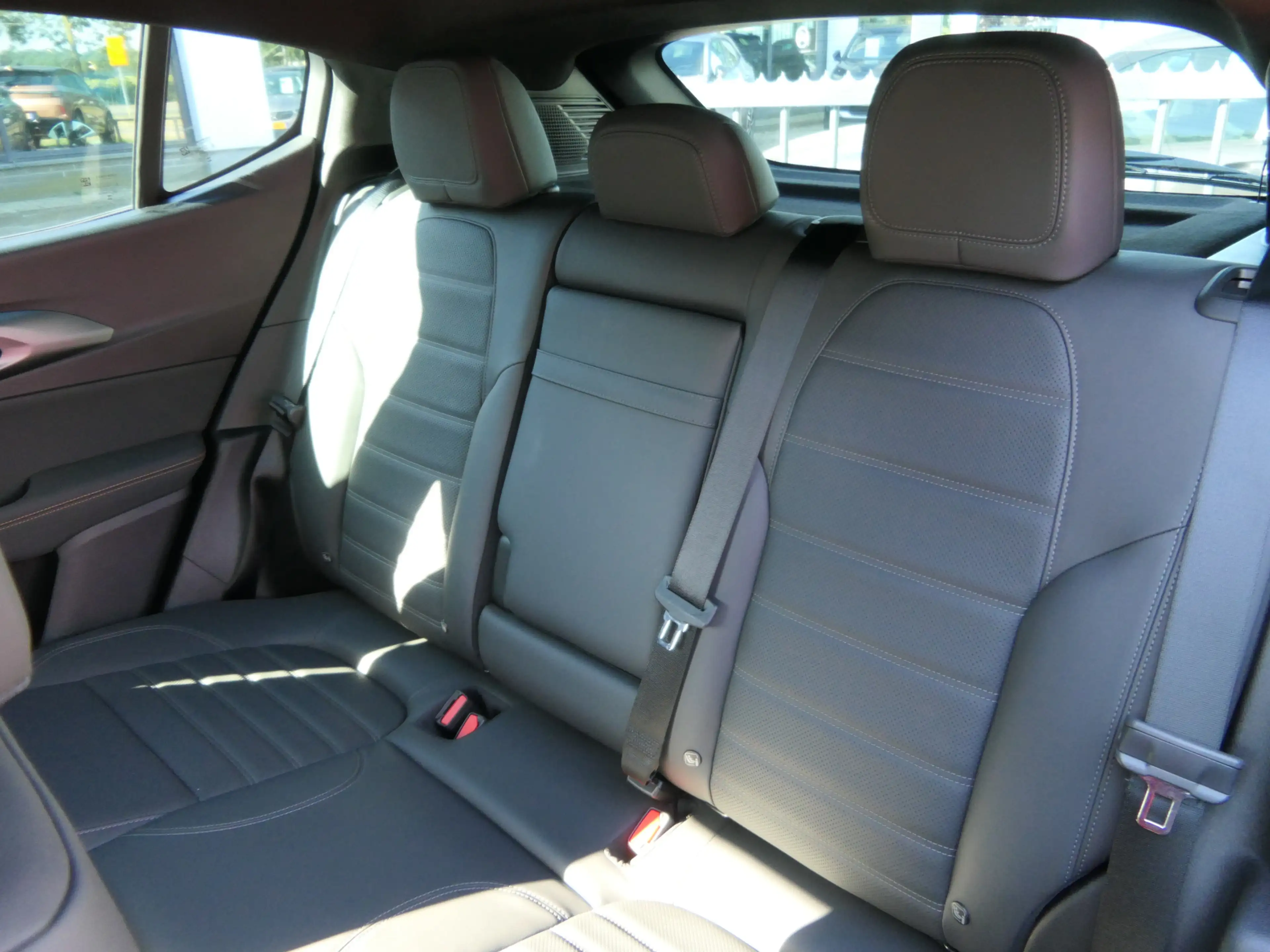 Alfa Romeo Tonale 1.3T 280pk PHEV Veloce | Panoramdak | Leder | Prem — photo 7