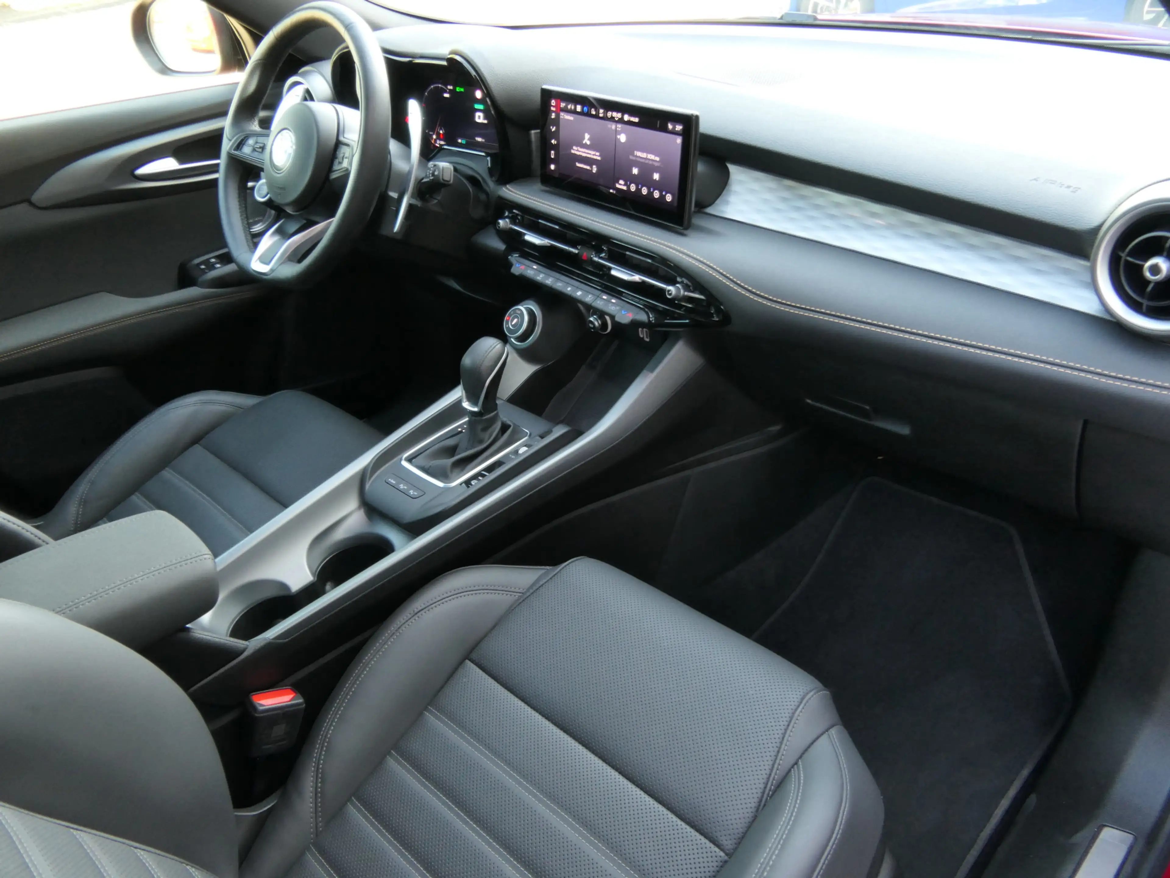 Alfa Romeo Tonale 1.3T 280pk PHEV Veloce | Panoramdak | Leder | Prem — photo 16