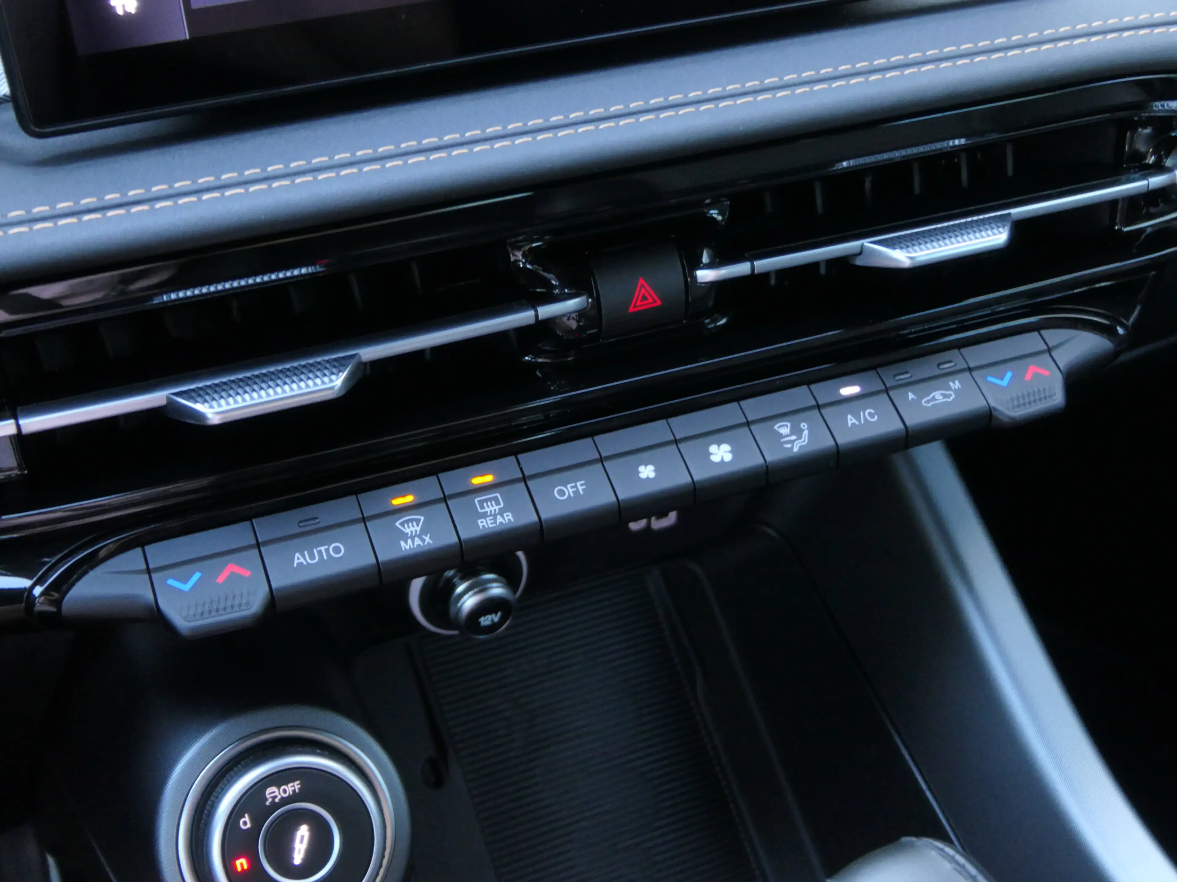 Alfa Romeo Tonale 1.3T 280pk PHEV Veloce | Panoramdak | Leder | Prem — photo 34