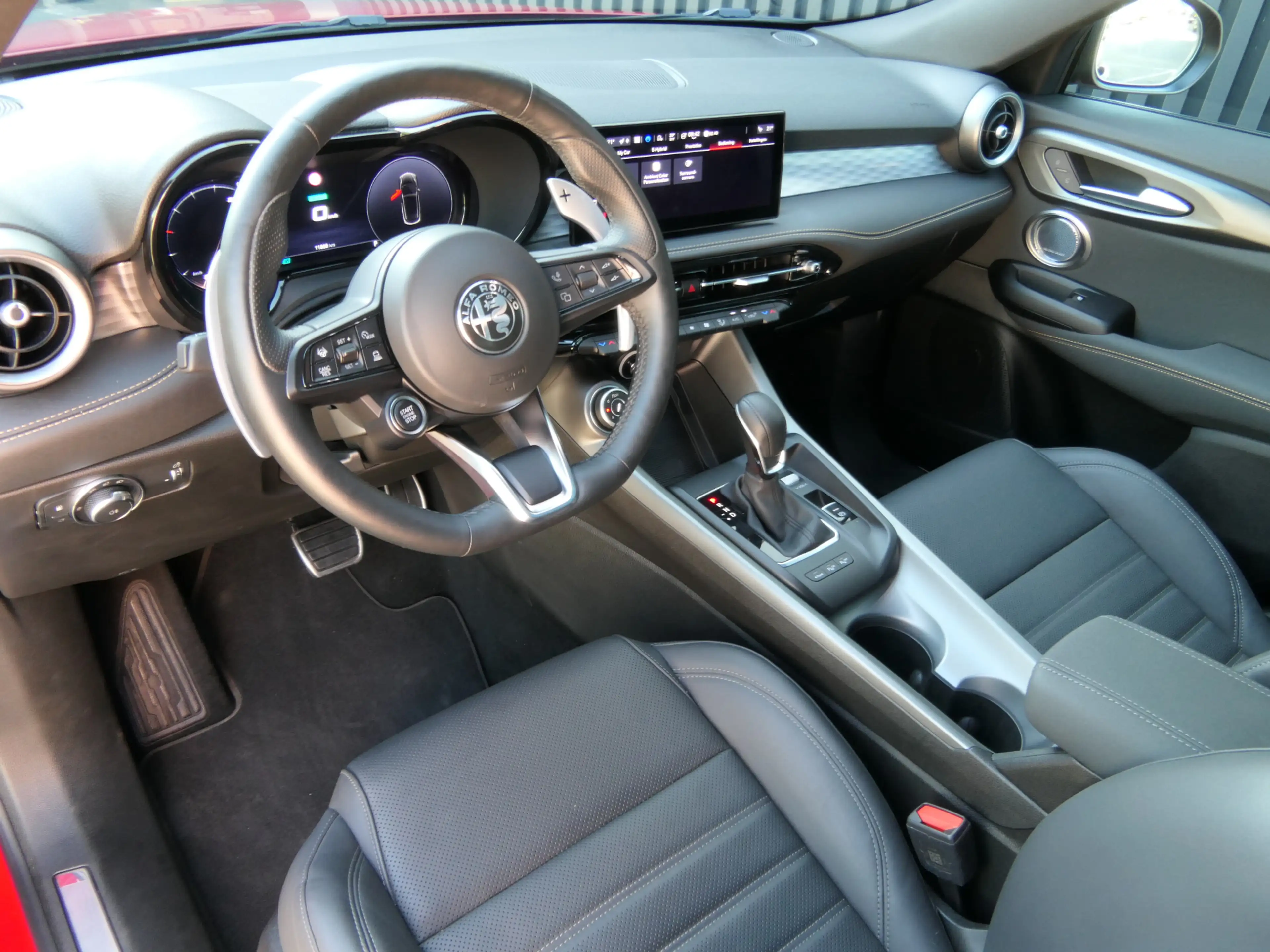 Alfa Romeo Tonale 1.3T 280pk PHEV Veloce | Panoramdak | Leder | Prem — photo 3