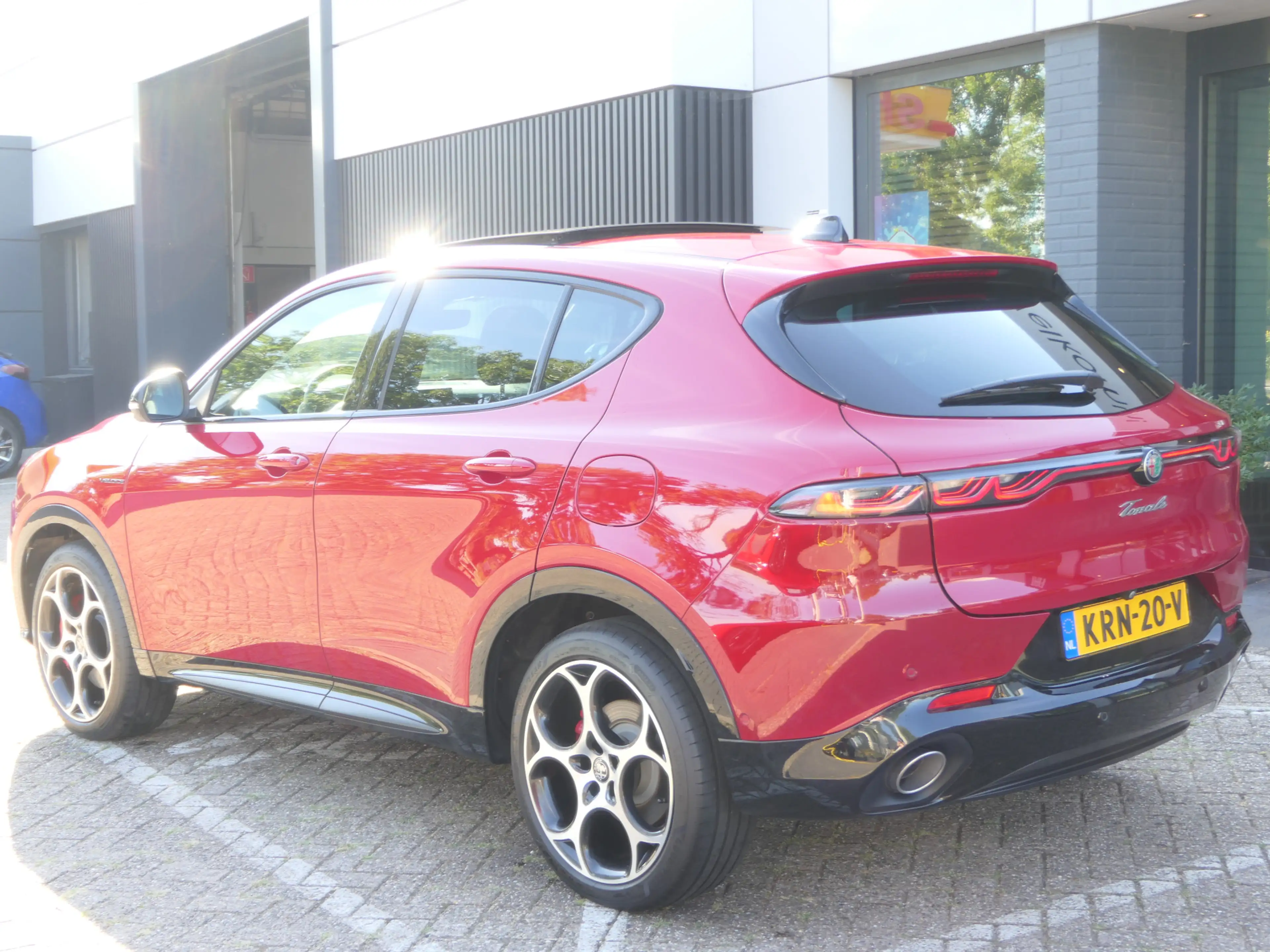 Alfa Romeo Tonale 1.3T 280pk PHEV Veloce | Panoramdak | Leder | Prem — photo 8
