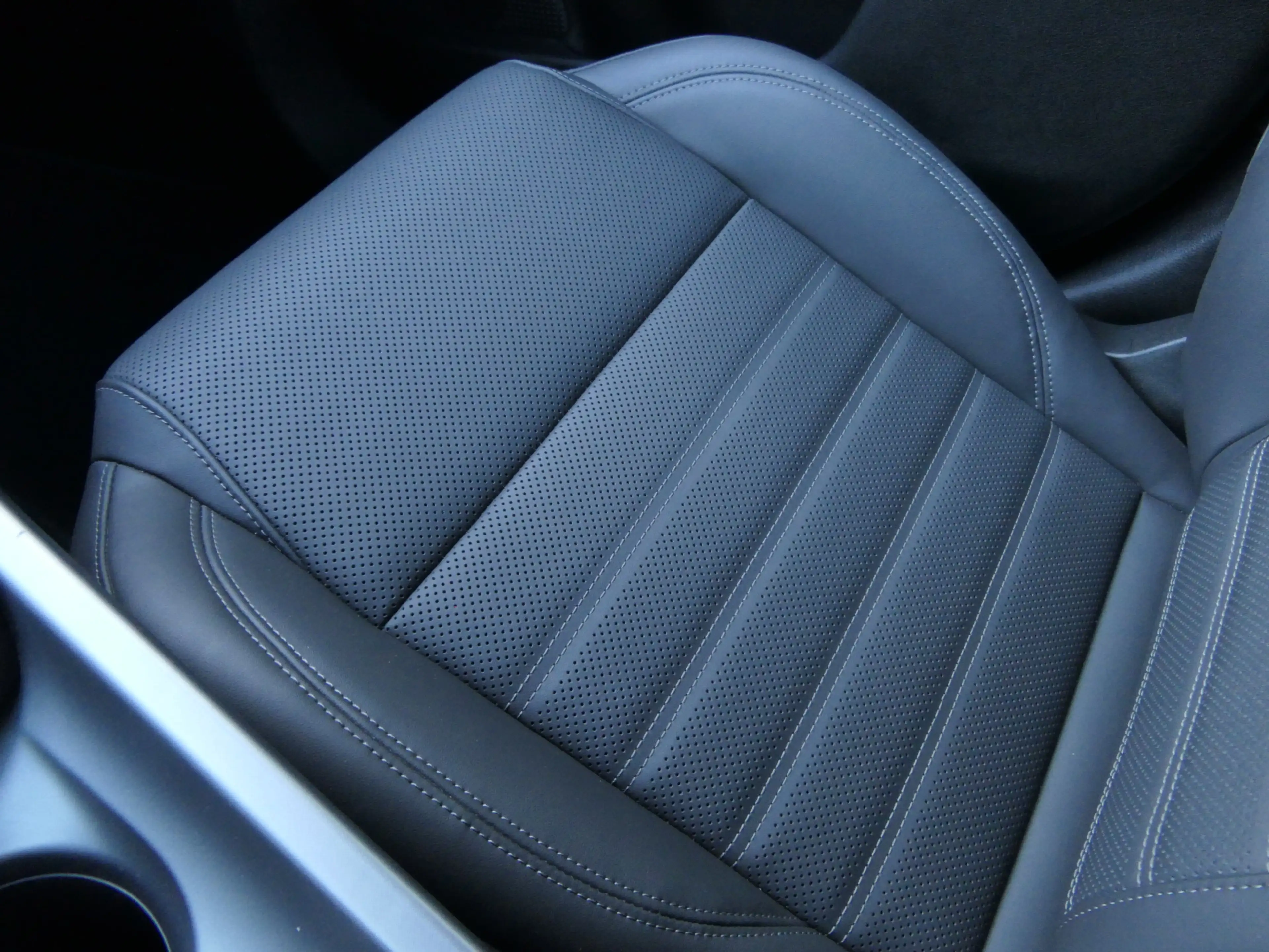 Alfa Romeo Tonale 1.3T 280pk PHEV Veloce | Panoramdak | Leder | Prem — photo 18
